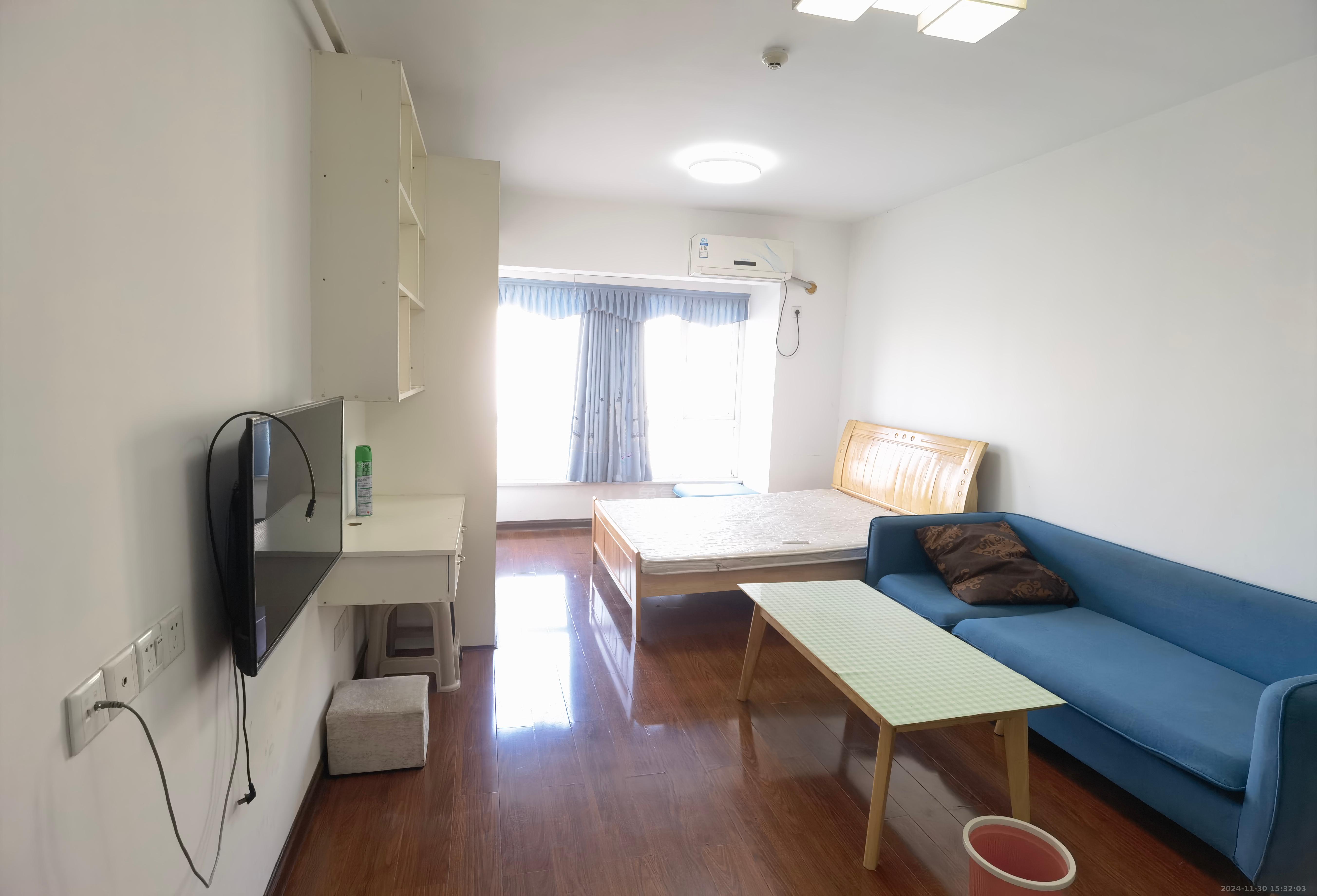 美的城三期 1室1厅1卫 1100.00元/月 美的城三期 1室1厅1卫 1100.00元/月室内图