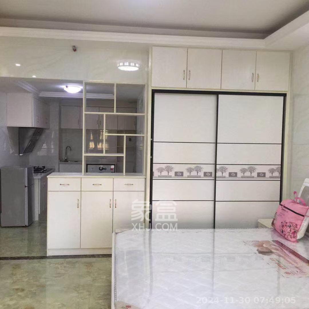 MOMA当代广场  1室1厅1卫    1400.0元/月 MOMA当代广场  1室1厅1卫    1400.0元/月室内图