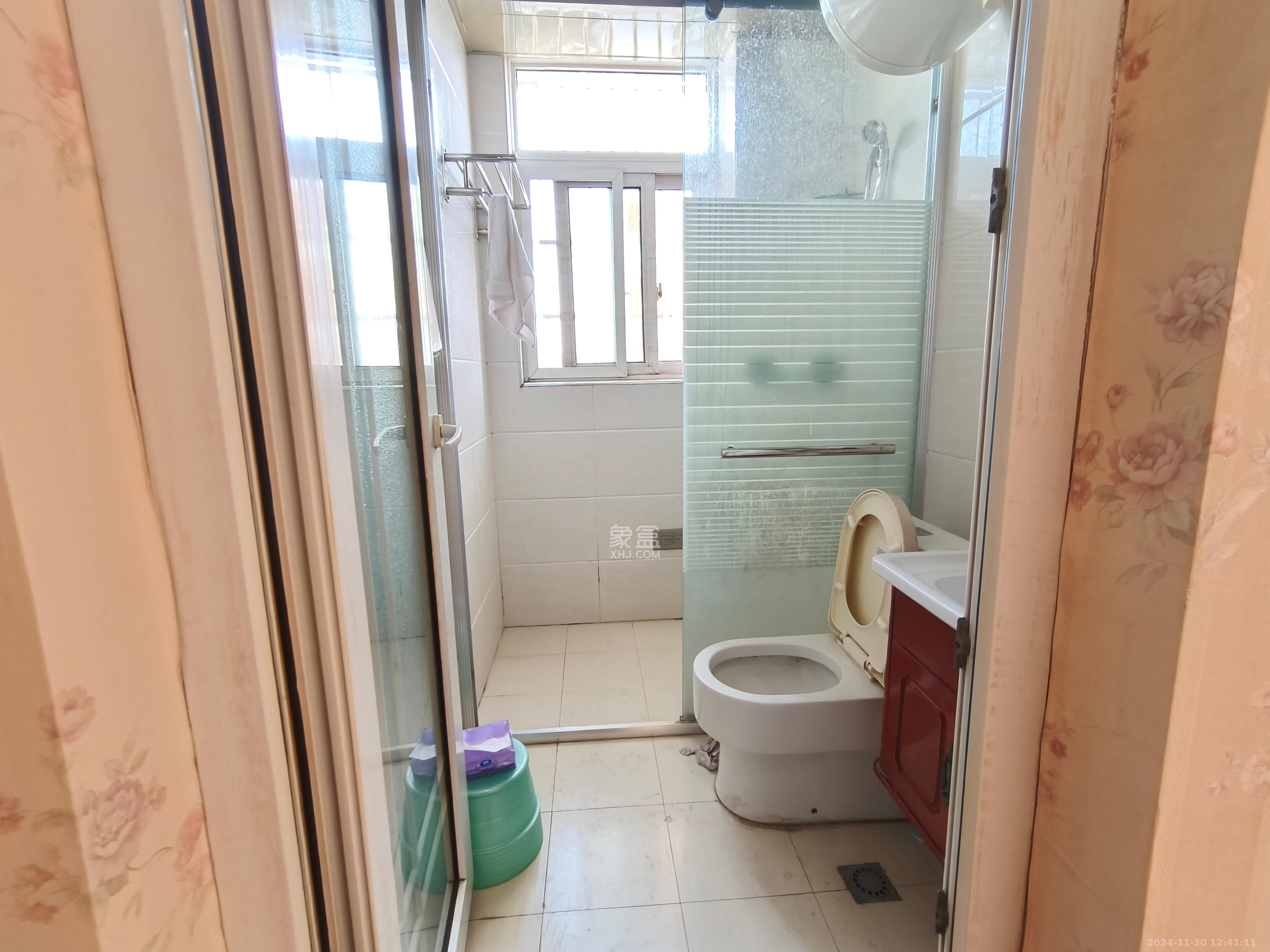 金碧文华 3室2厅2卫 1800.0元/月 金碧文华 3室2厅2卫 1800.0元/月室内图