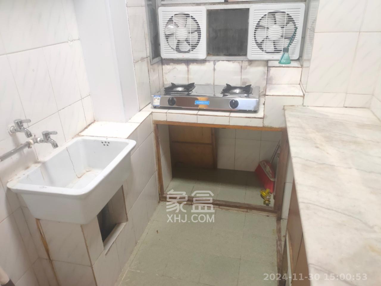 农机宿舍（曙光路）  2室1厅1卫   1800.00元/月室内图