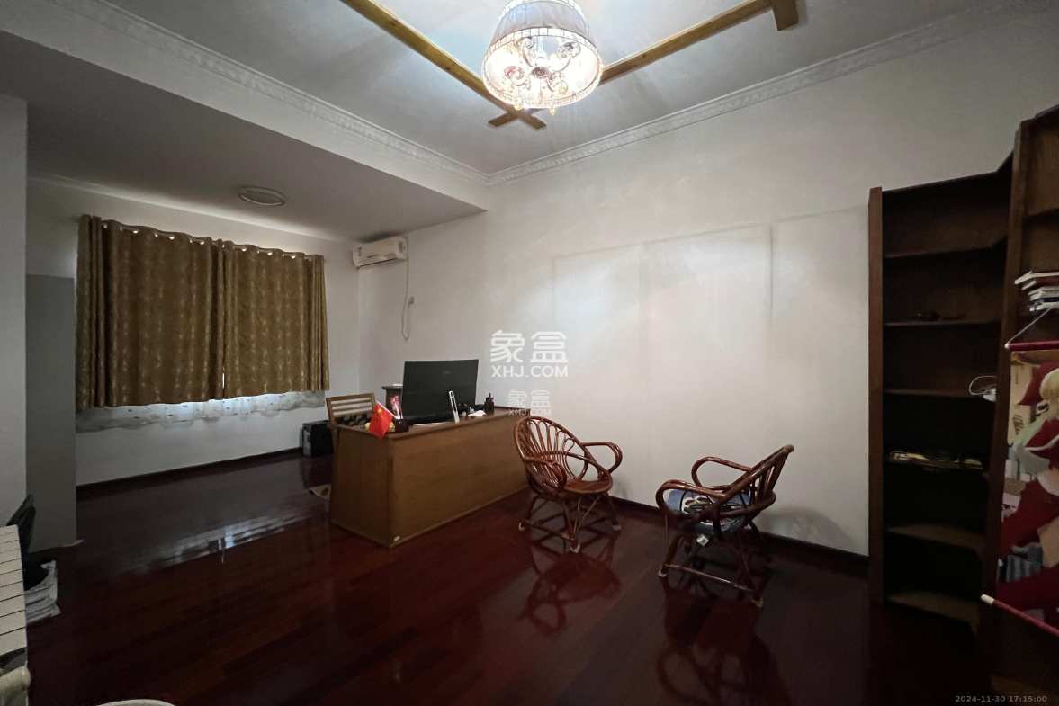 御景龙城  6室2厅3卫    8000.0元/月 御景龙城  6室2厅3卫    8000.0元/月室内图