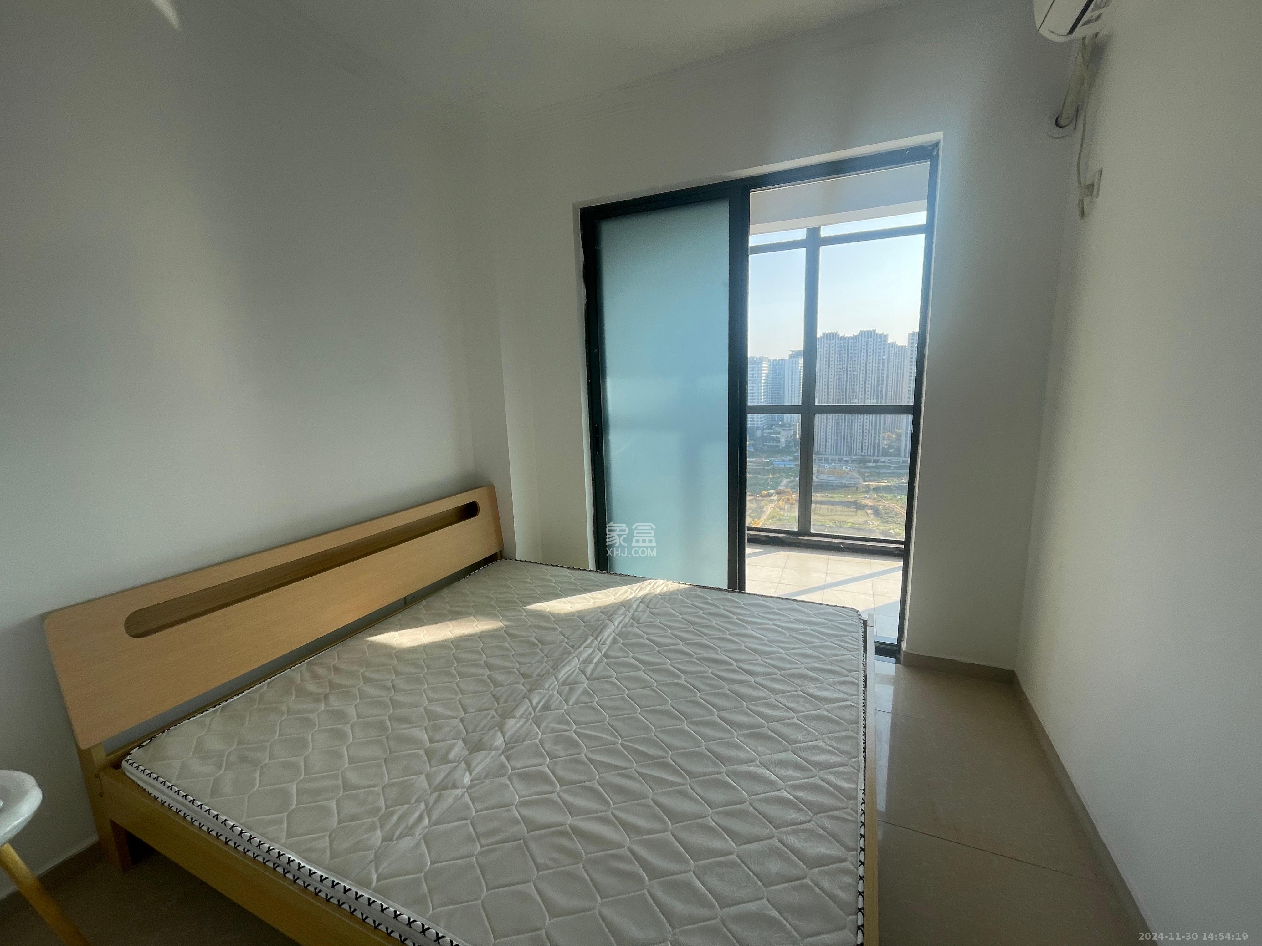 金轮星光名座 2室1厅1卫 1700.0元/月 金轮星光名座 2室1厅1卫 1700.0元/月室内图