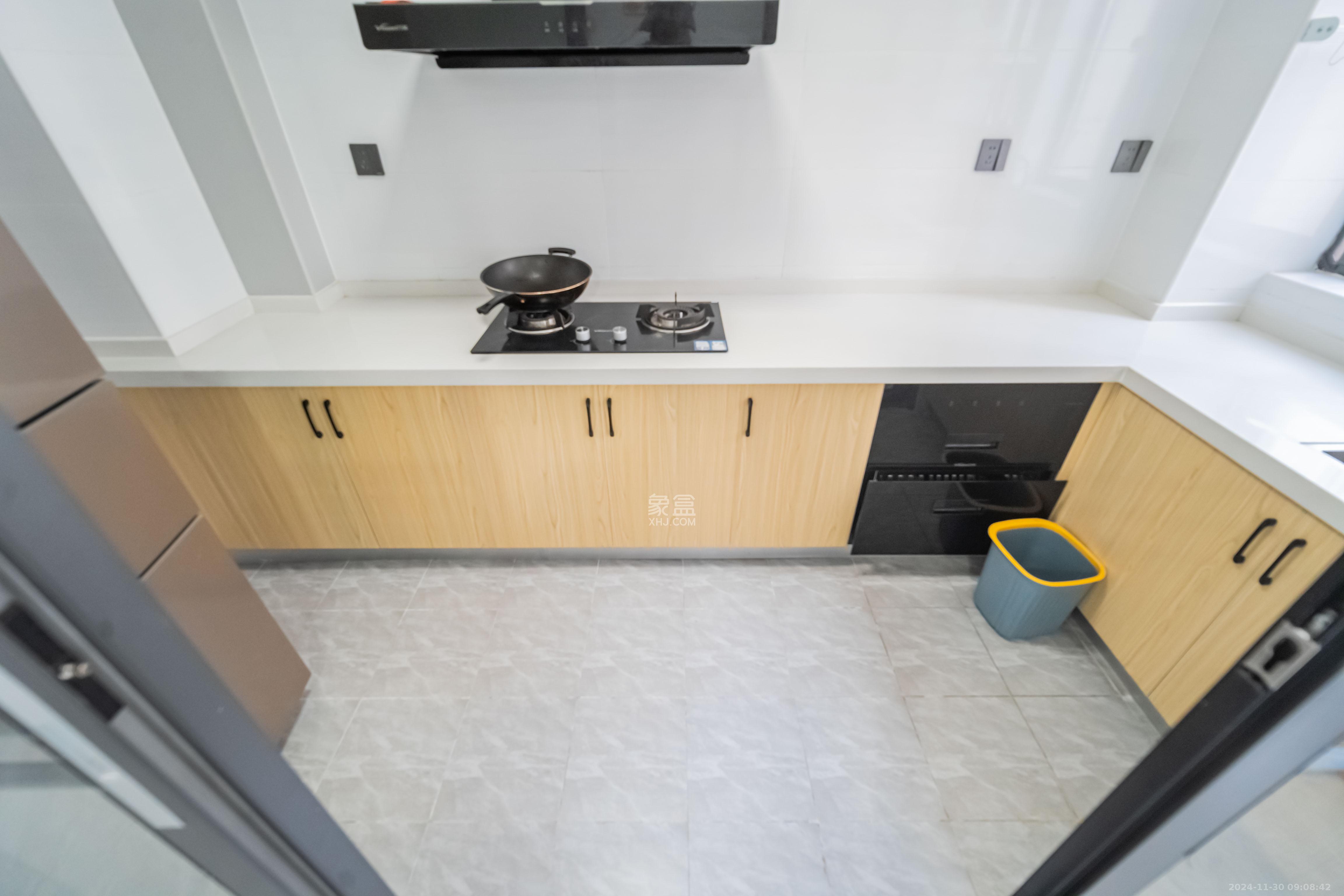 明昇壹城(明昇时代广场)一期 3室2厅2卫 3500.0元/月 明昇壹城(明昇时代广场)一期 3室2厅2卫 3500.0元/月室内图