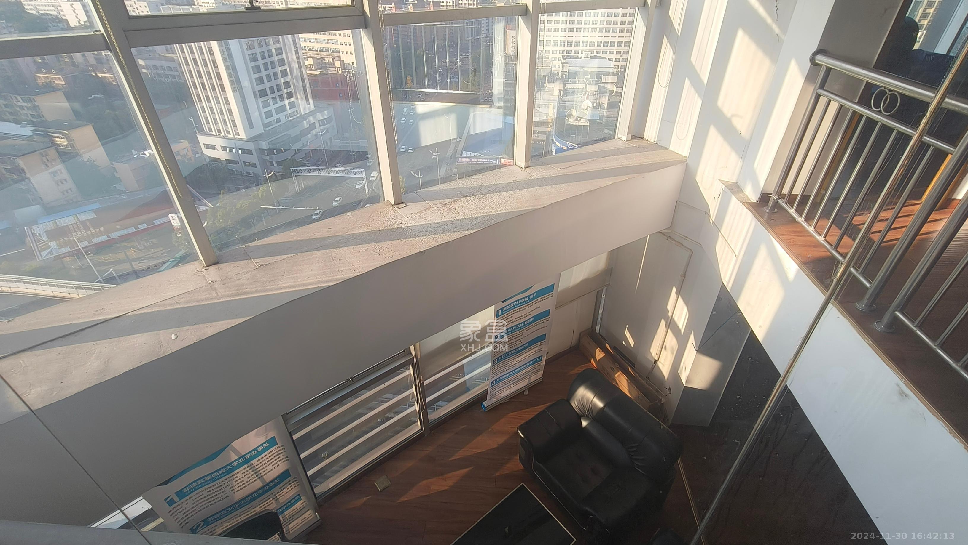 城市快线（新建大厦）  1室1厅1卫    10000.0元/月室内图