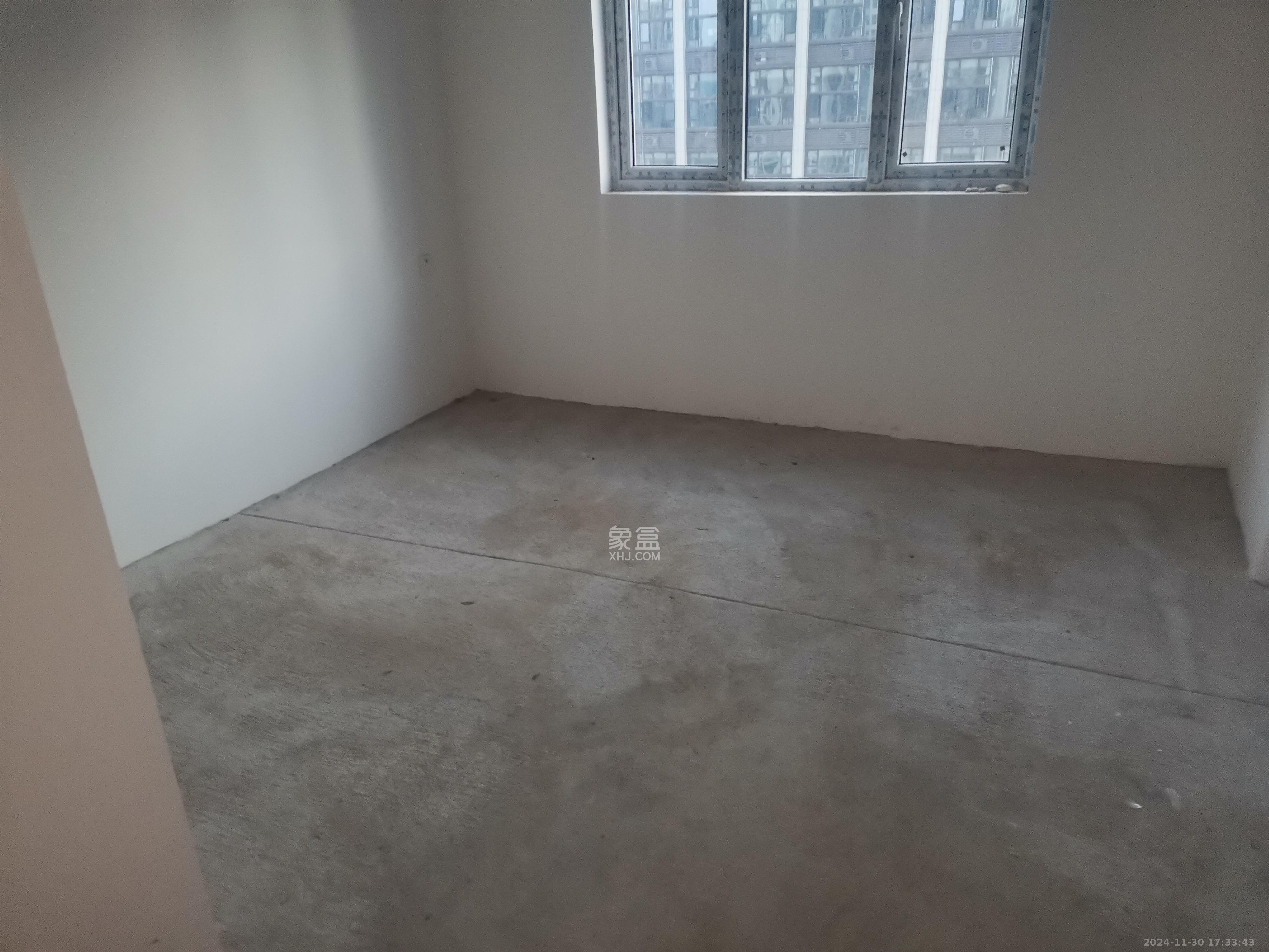 文景家园  4室1厅3卫   2500.00元/月室内图