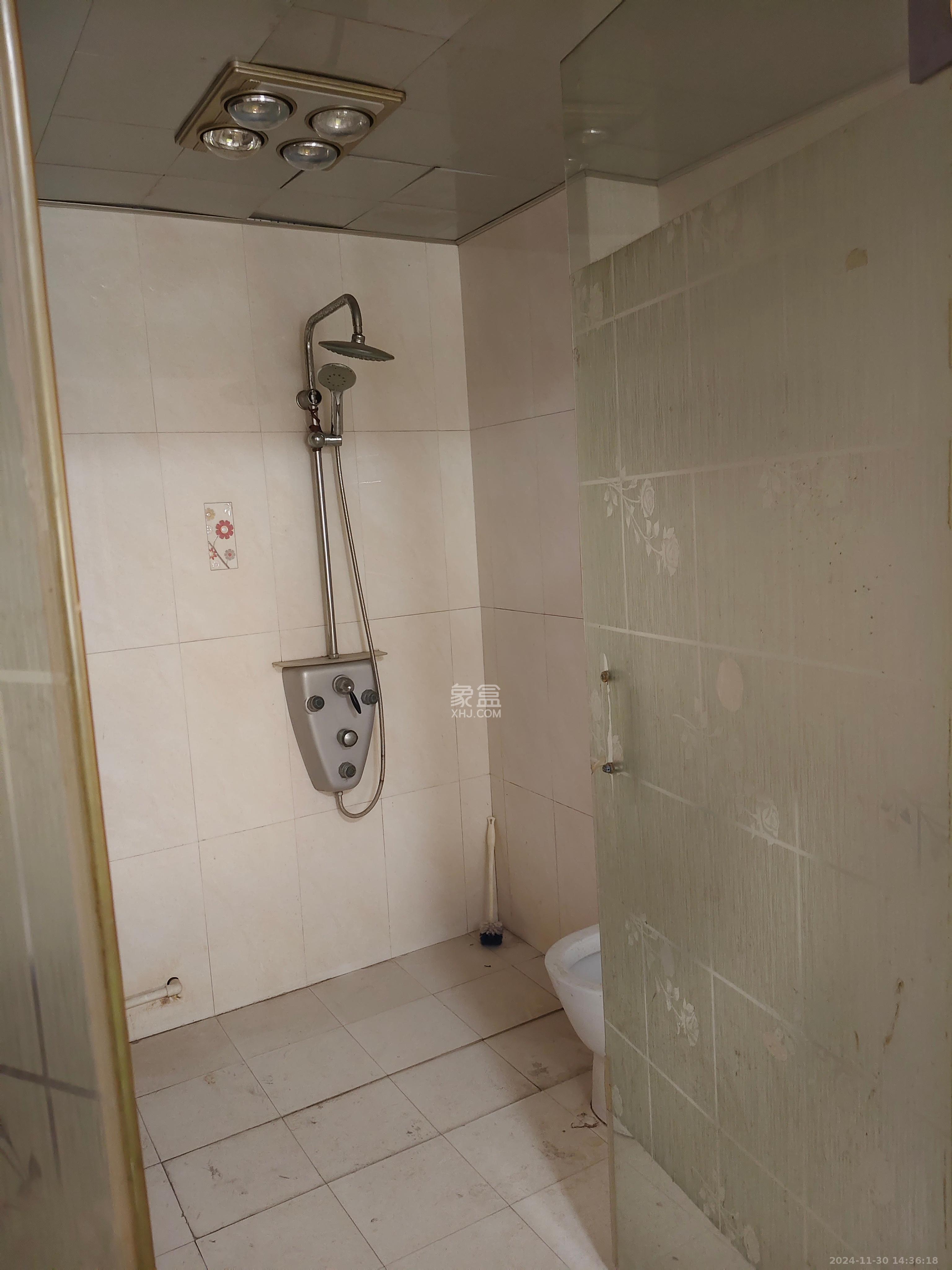 盛湘家园 4室2厅2卫 3200.0元/月 盛湘家园 4室2厅2卫 3200.0元/月室内图