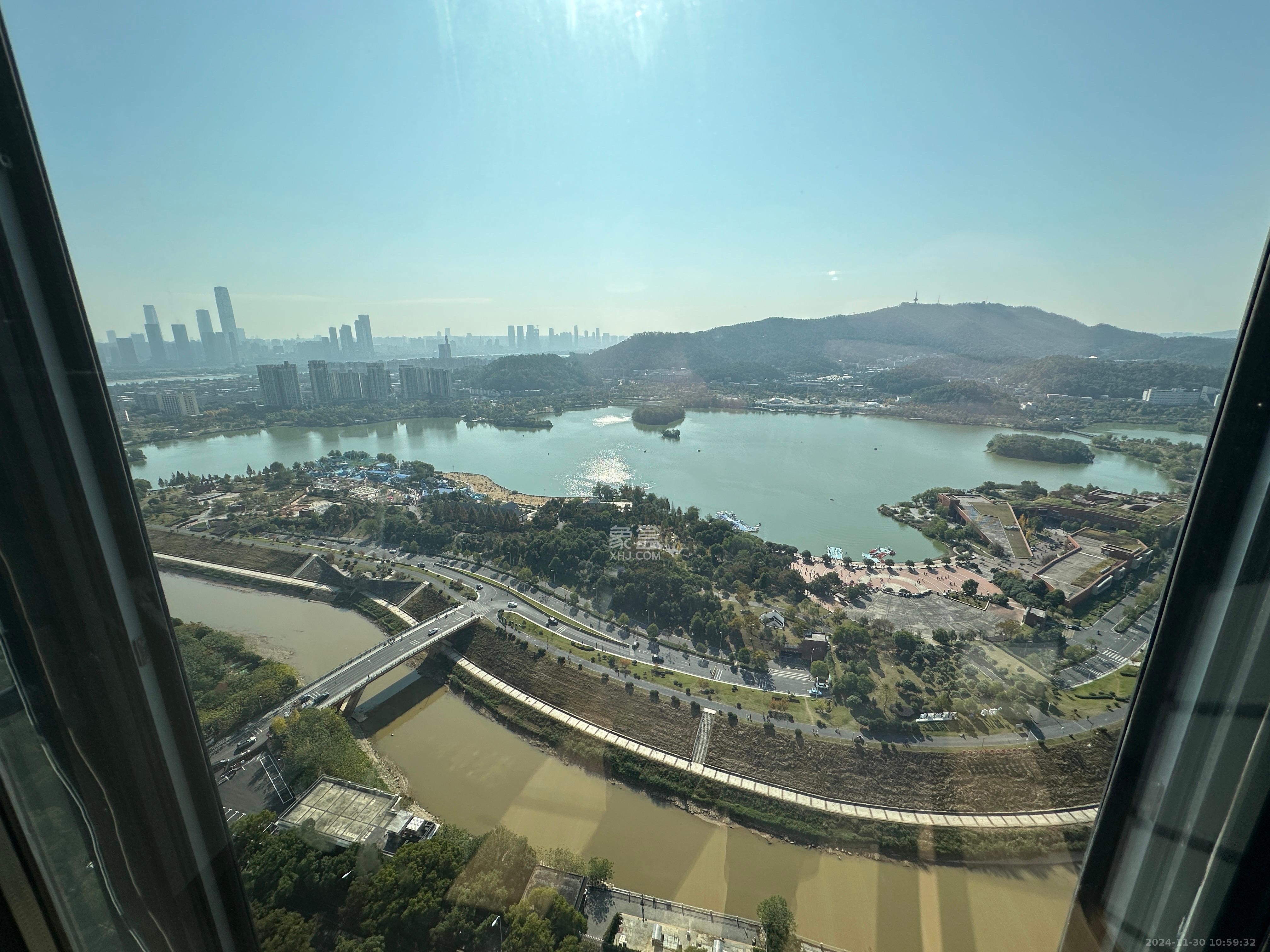 越秀悦湖台  2室1厅1卫    2600.0元/月室内图