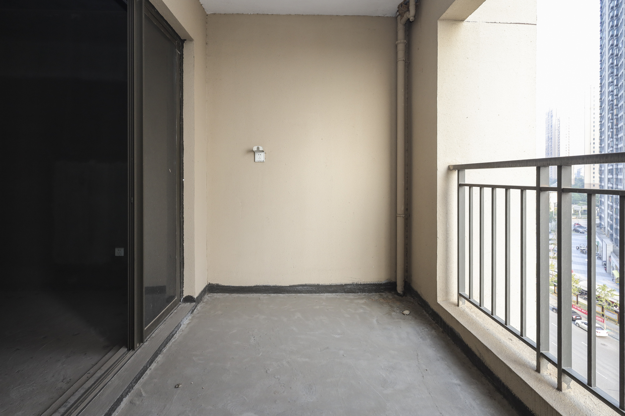 长沙雅居乐花园  3室2厅2卫    101.48万阳台