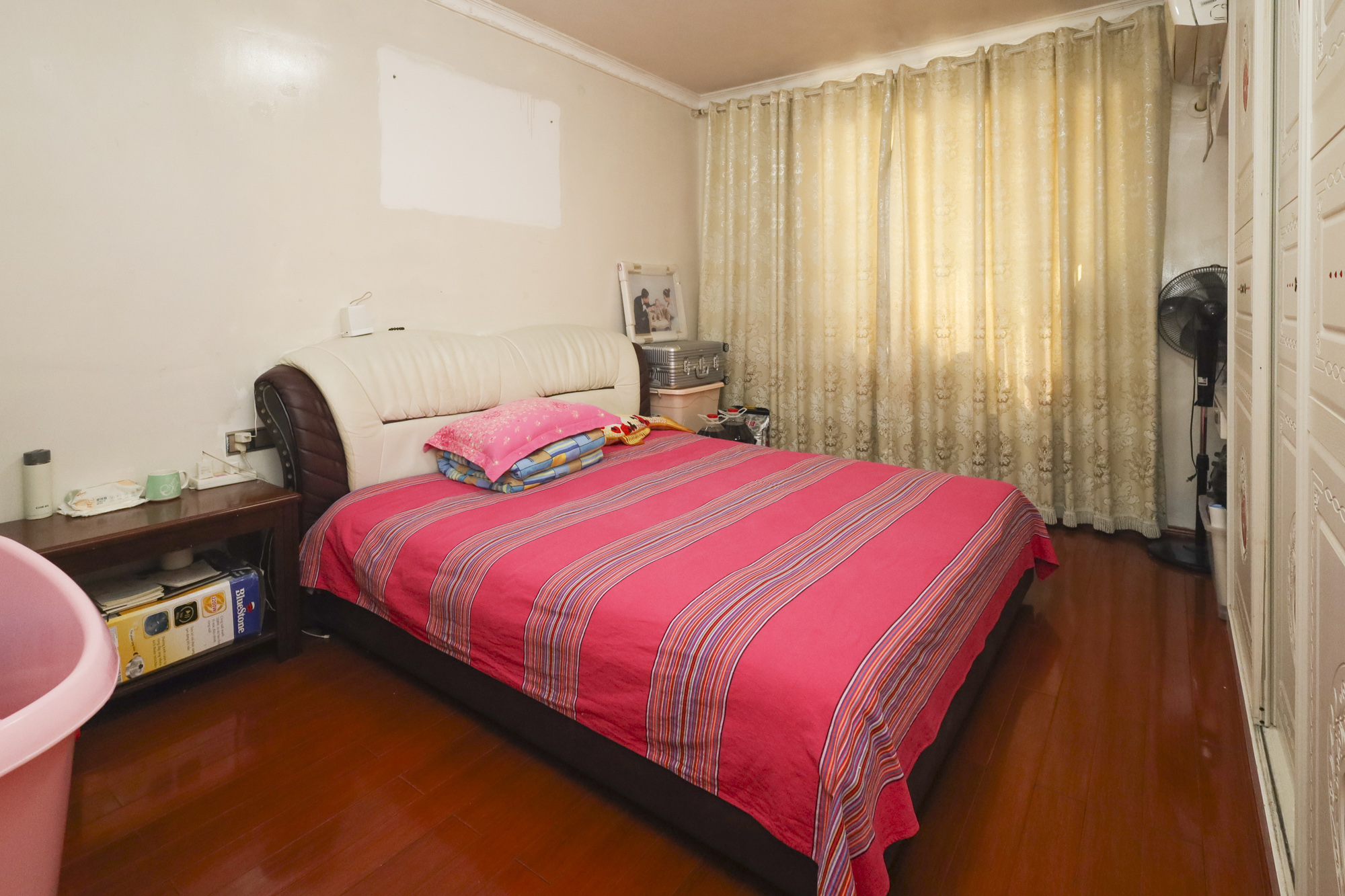 山语城二期 2室2厅1卫 59.4万 山语城二期 2室2厅1卫 59.4万卧室