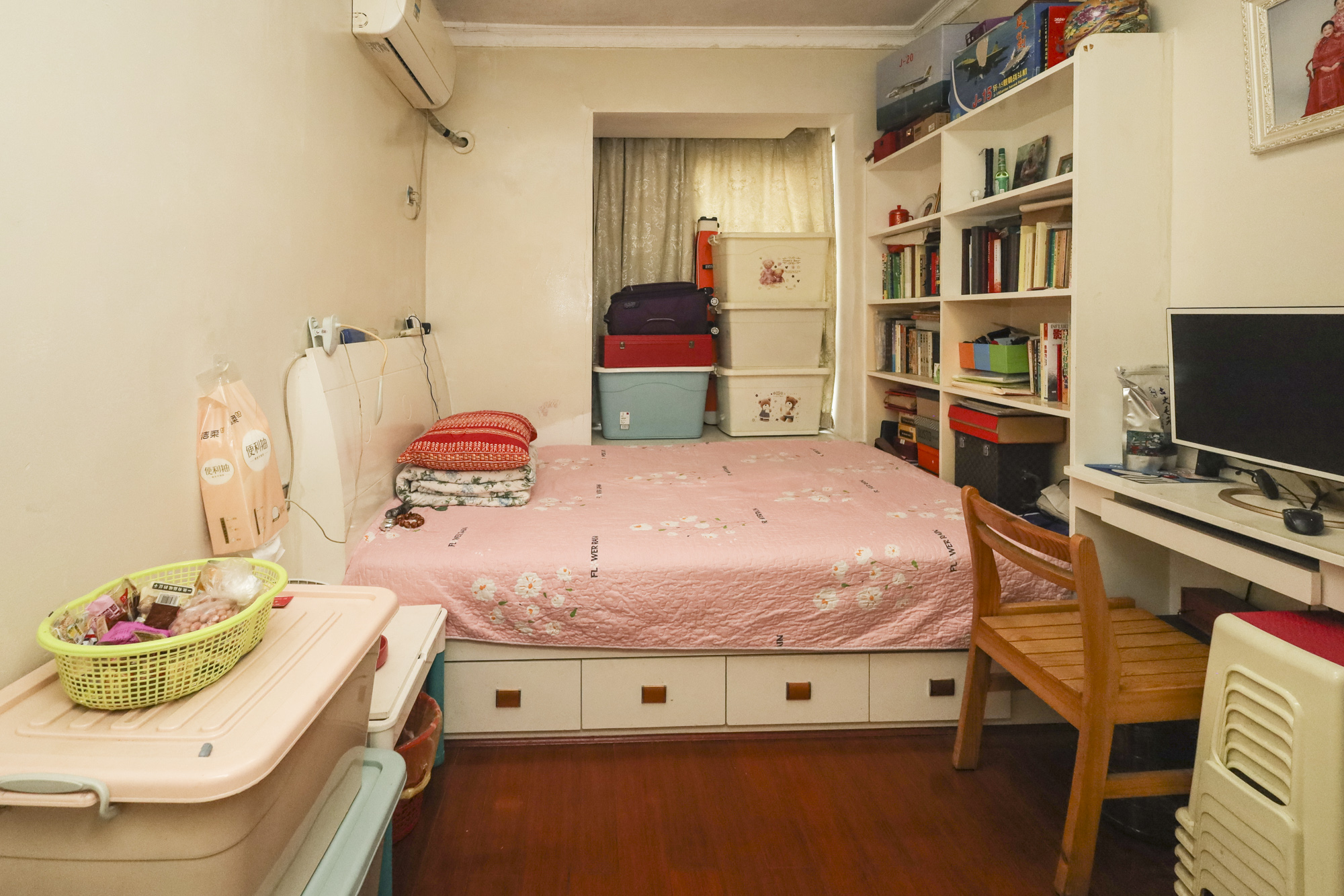 山语城二期 2室2厅1卫 59.4万 山语城二期 2室2厅1卫 59.4万卧室