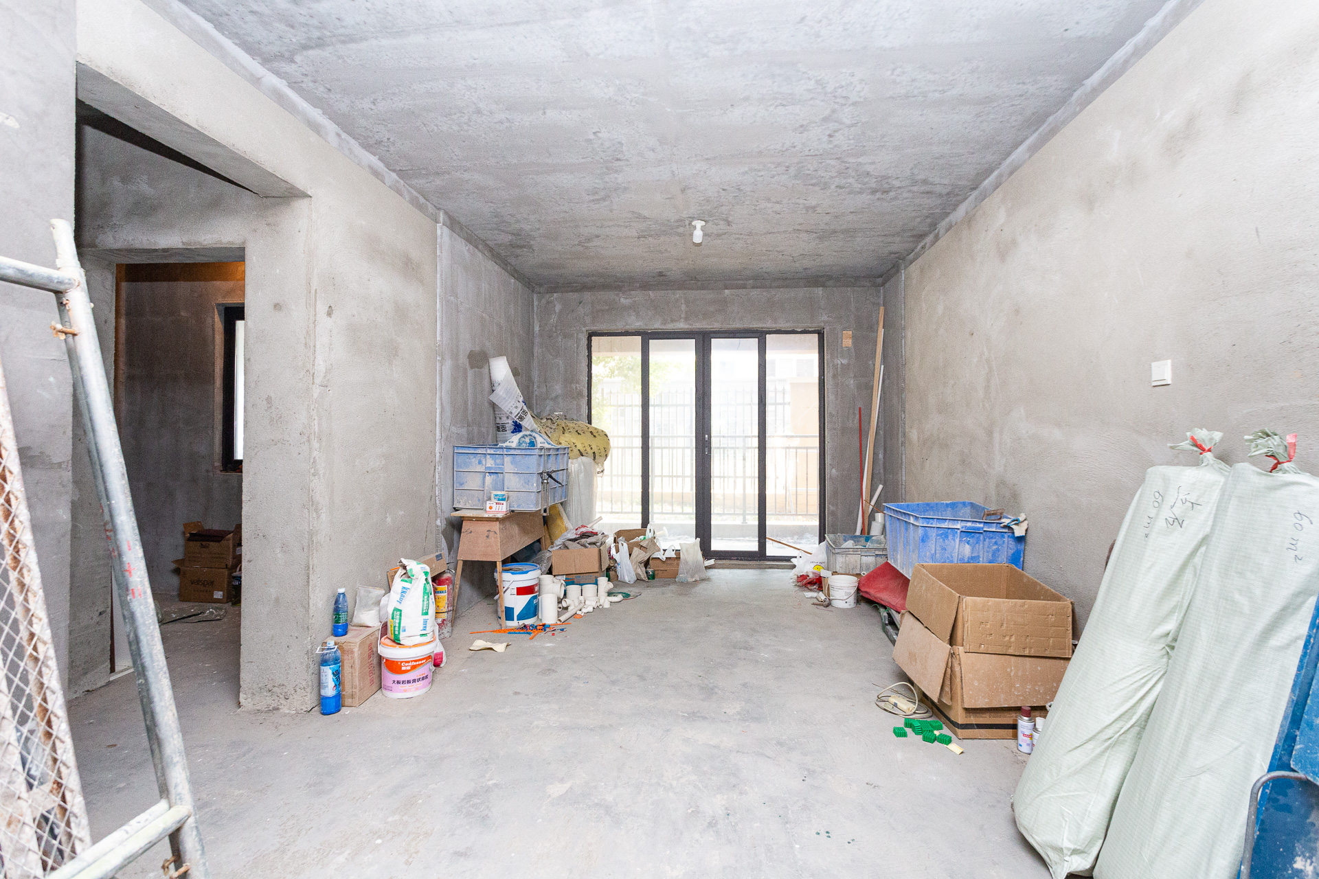 勤诚达境界城 3室2厅1卫 85.0万 勤诚达境界城 3室2厅1卫 85.0万客厅