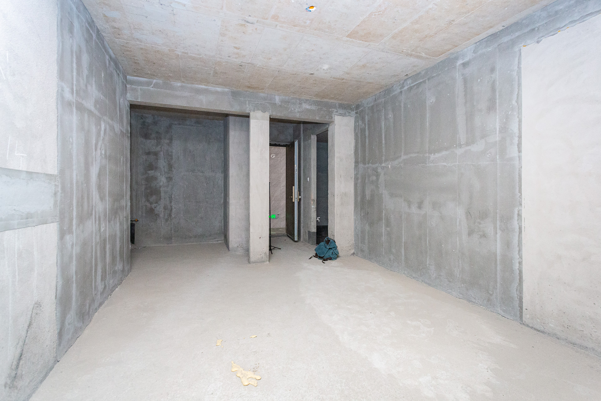 越秀湘江星汇城二期 4室2厅3卫 110.0万 越秀湘江星汇城二期 4室2厅3卫 110.0万客厅