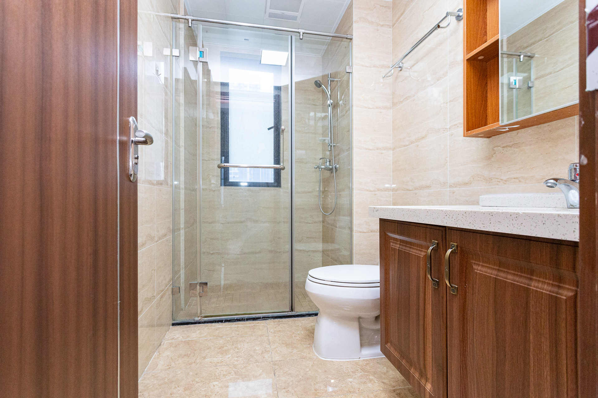 万润滨江天著 4室2厅2卫 143.0万 万润滨江天著 4室2厅2卫 143.0万卫生间