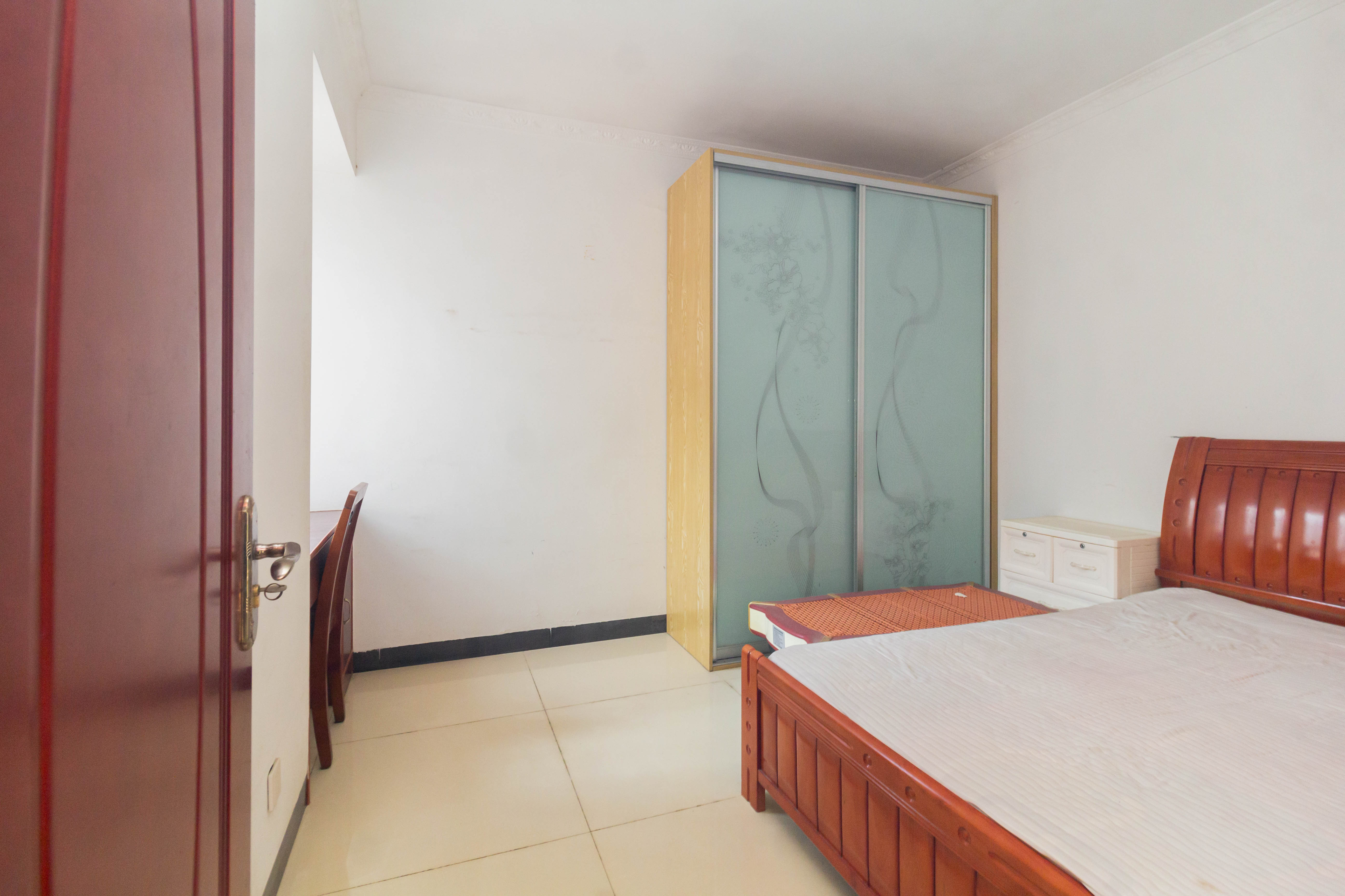 爵士湘  2室2厅1卫    39.8万 爵士湘  2室2厅1卫    39.8万卧室