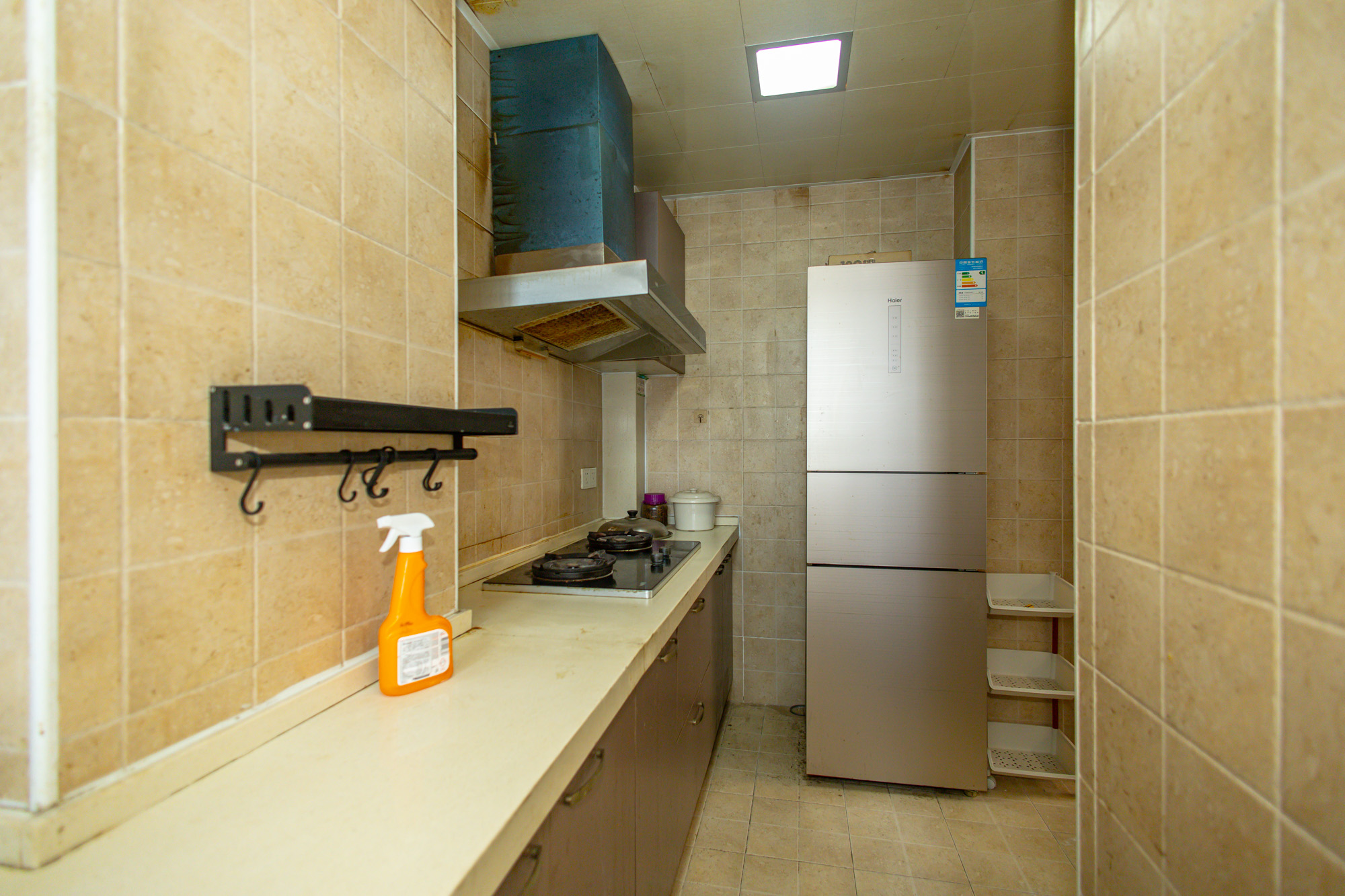 蝴蝶谷  3室2厅1卫    58.8万 蝴蝶谷  3室2厅1卫    58.8万厨房