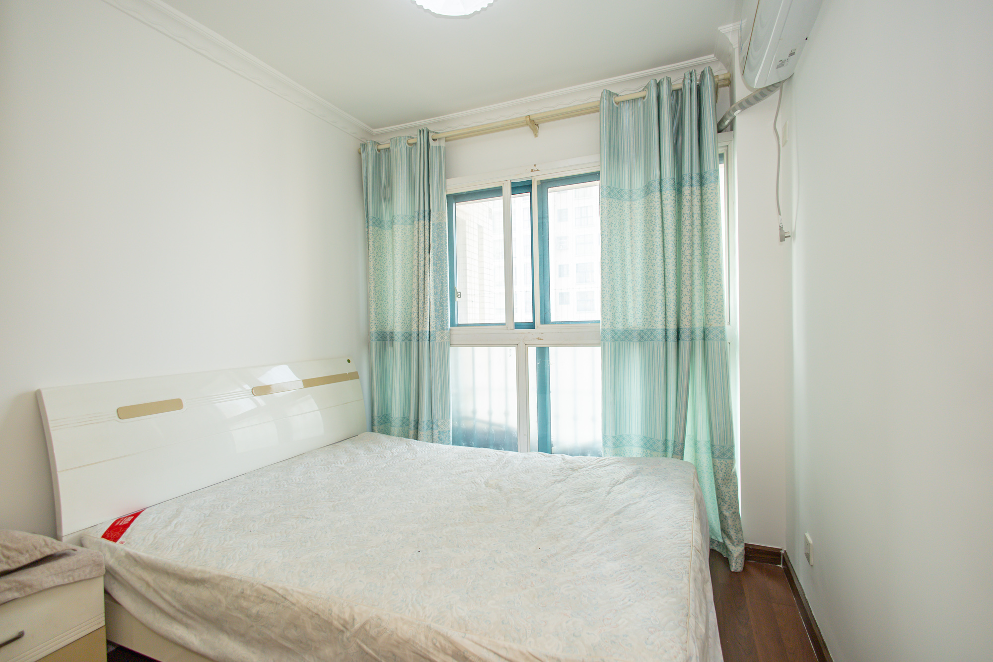 蝴蝶谷  3室2厅1卫    58.8万 蝴蝶谷  3室2厅1卫    58.8万卧室