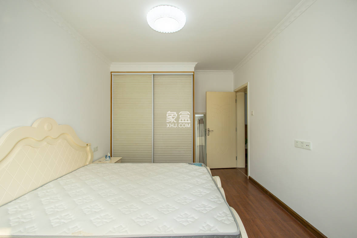 蝴蝶谷  3室2厅1卫    58.8万 蝴蝶谷  3室2厅1卫    58.8万卧室