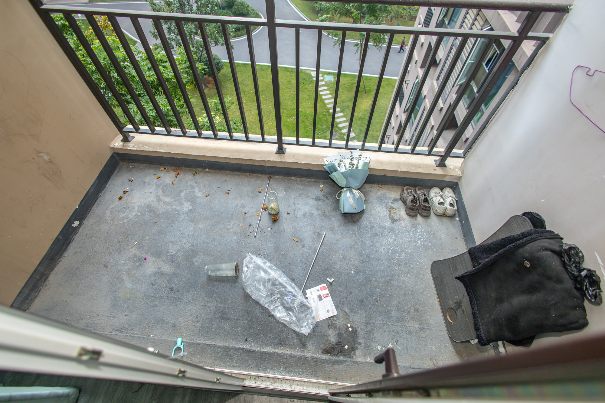 金科时代中心 4室2厅1卫 106.0万 金科时代中心 4室2厅1卫 106.0万阳台