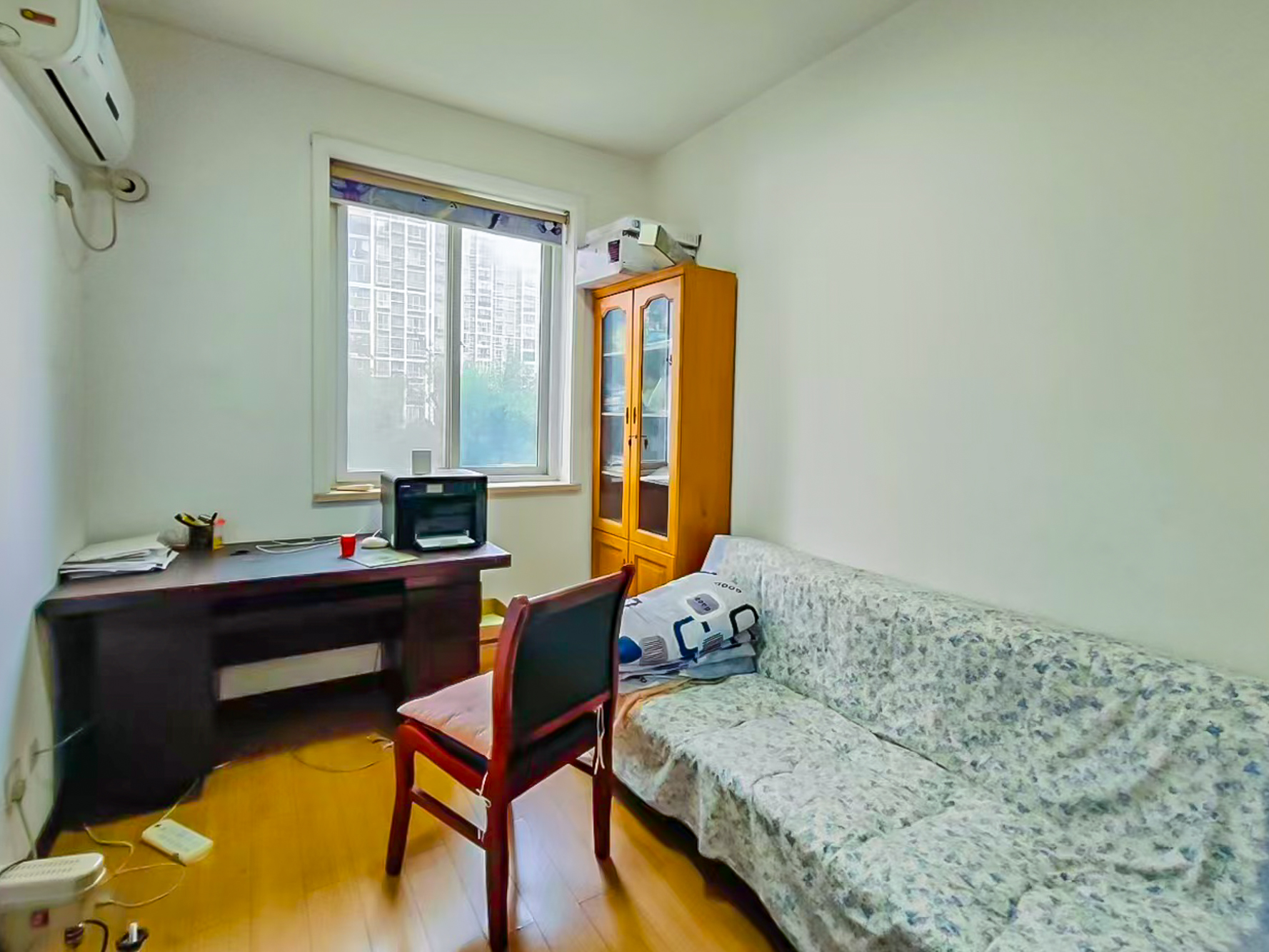 筑梦园 3室2厅2卫 65.0万 筑梦园 3室2厅2卫 65.0万卧室