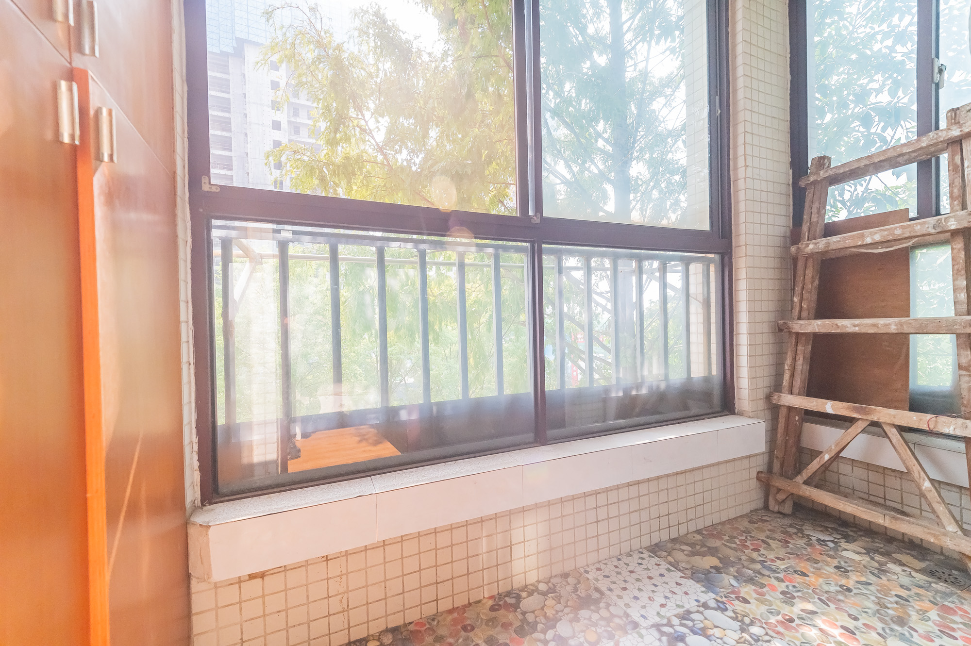 鹏基诺亚山林  3室2厅1卫    68.0万 鹏基诺亚山林  3室2厅1卫    68.0万阳台