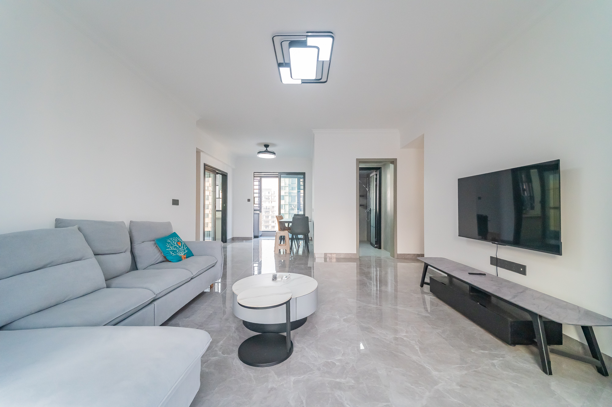 中建悦和城 4室2厅2卫 140.0万 中建悦和城 4室2厅2卫 140.0万客厅