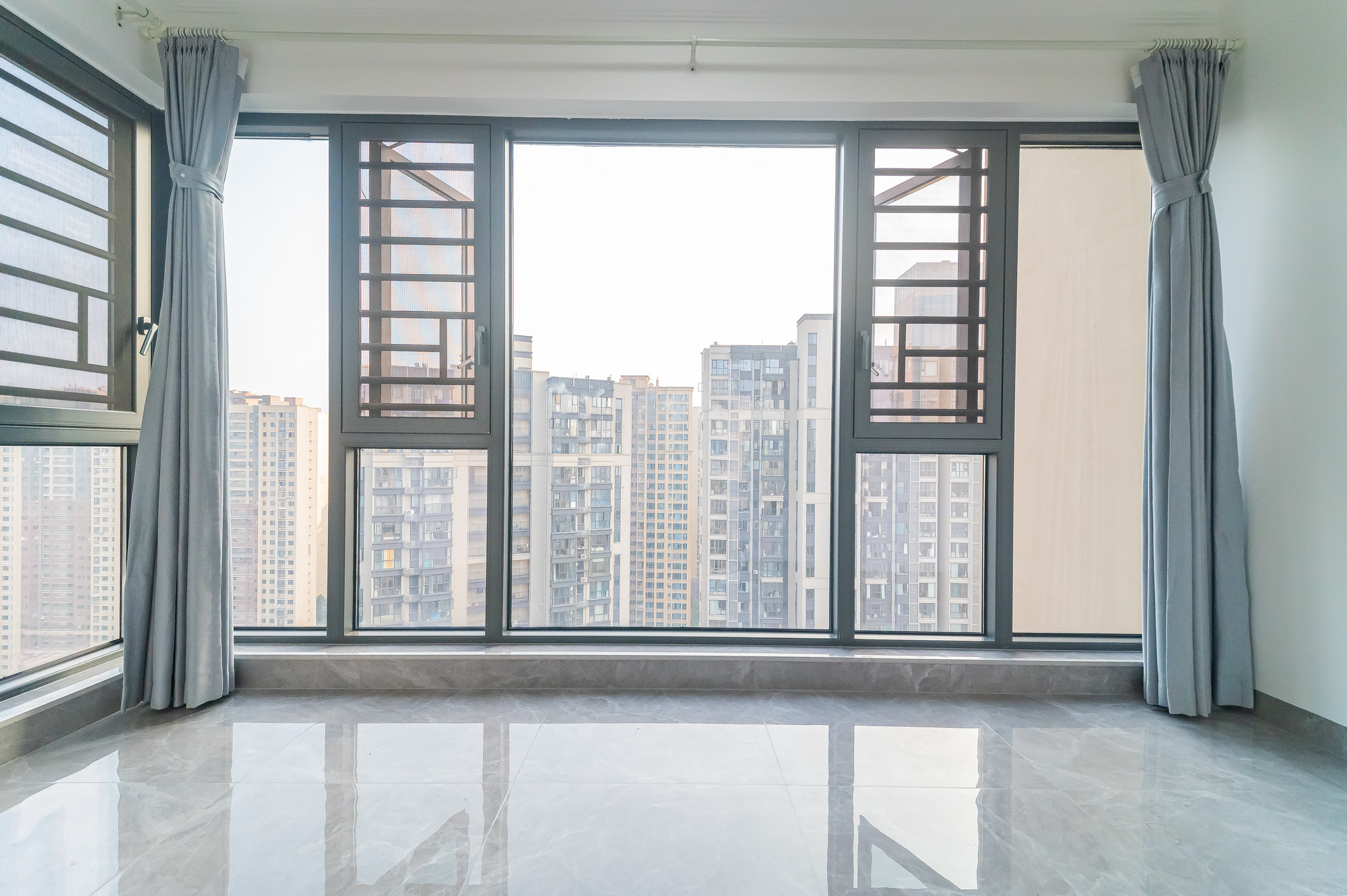 中建悦和城 4室2厅2卫 140.0万 中建悦和城 4室2厅2卫 140.0万阳台