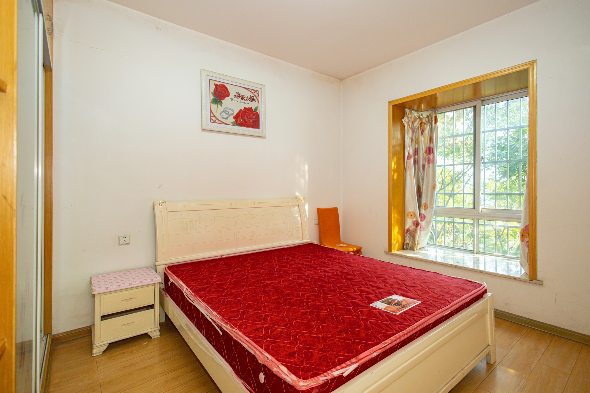 楚天世纪城东苑 2室2厅1卫 45.8万 楚天世纪城东苑 2室2厅1卫 45.8万卧室