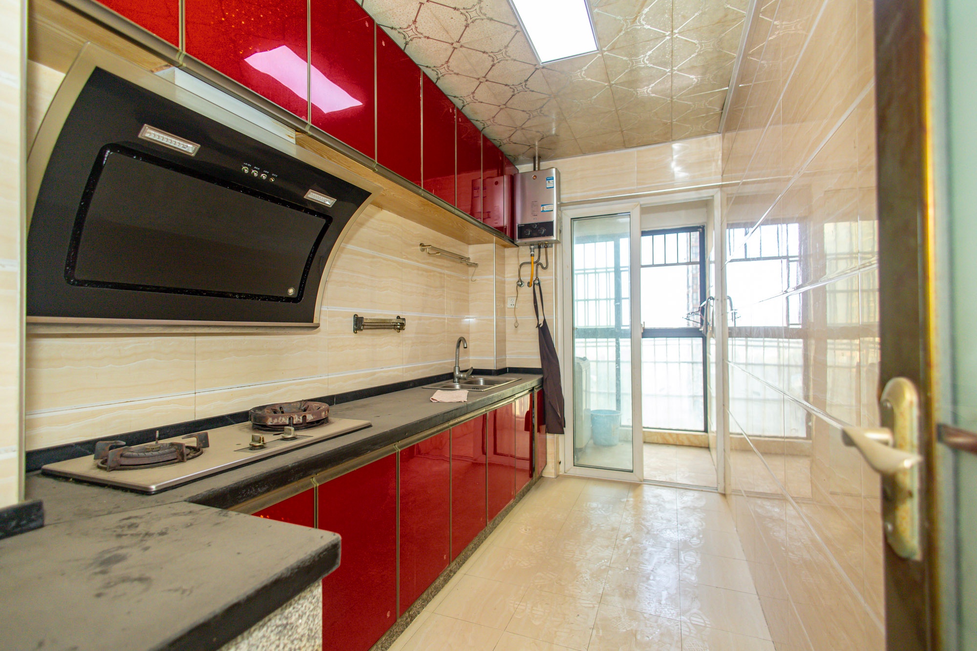 楚天世纪城东苑 1室2厅1卫 55.0万 楚天世纪城东苑 1室2厅1卫 55.0万厨房