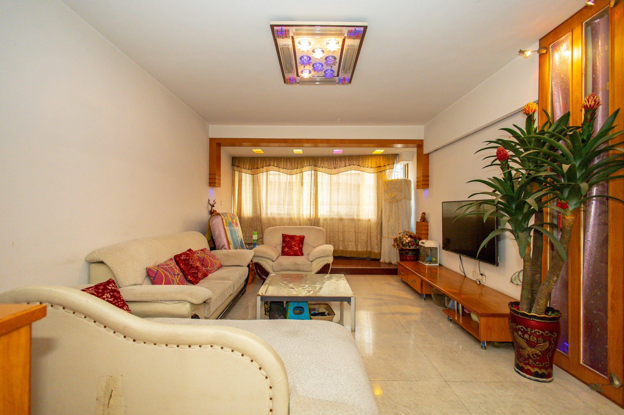 星沙汽配城(大塘村农机市场) 2室2厅2卫 43.8万 星沙汽配城(大塘村农机市场) 2室2厅2卫 43.8万客厅