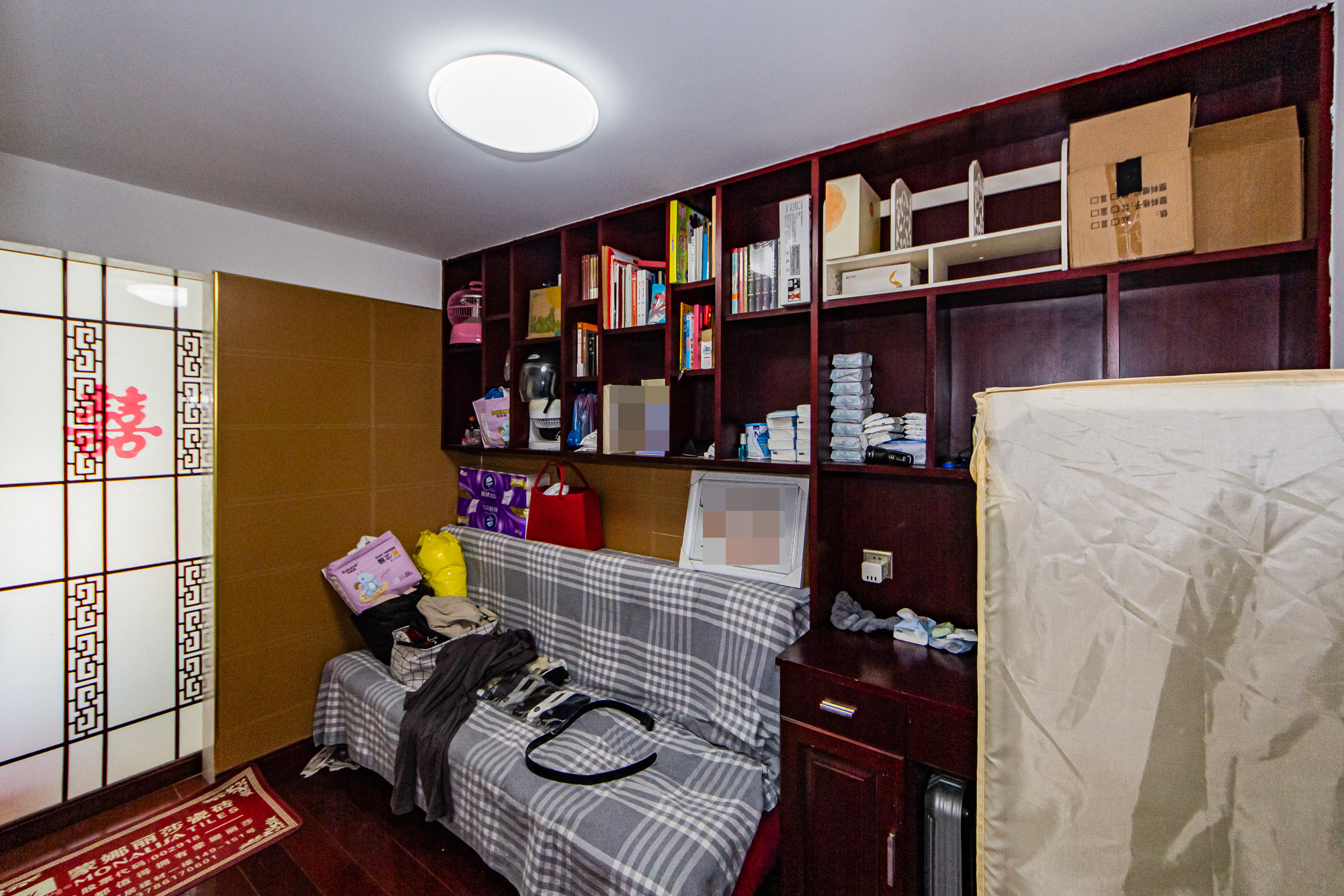 滨江君悦香邸  3室2厅2卫    130.0万卧室