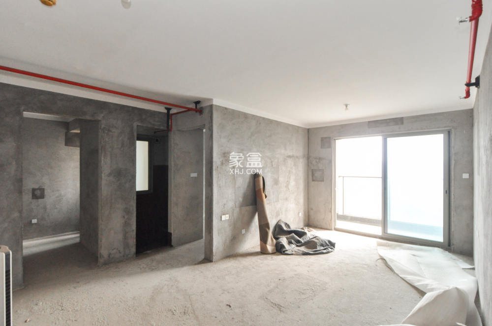 梅溪湖金茂湾  3室2厅2卫    96.0万