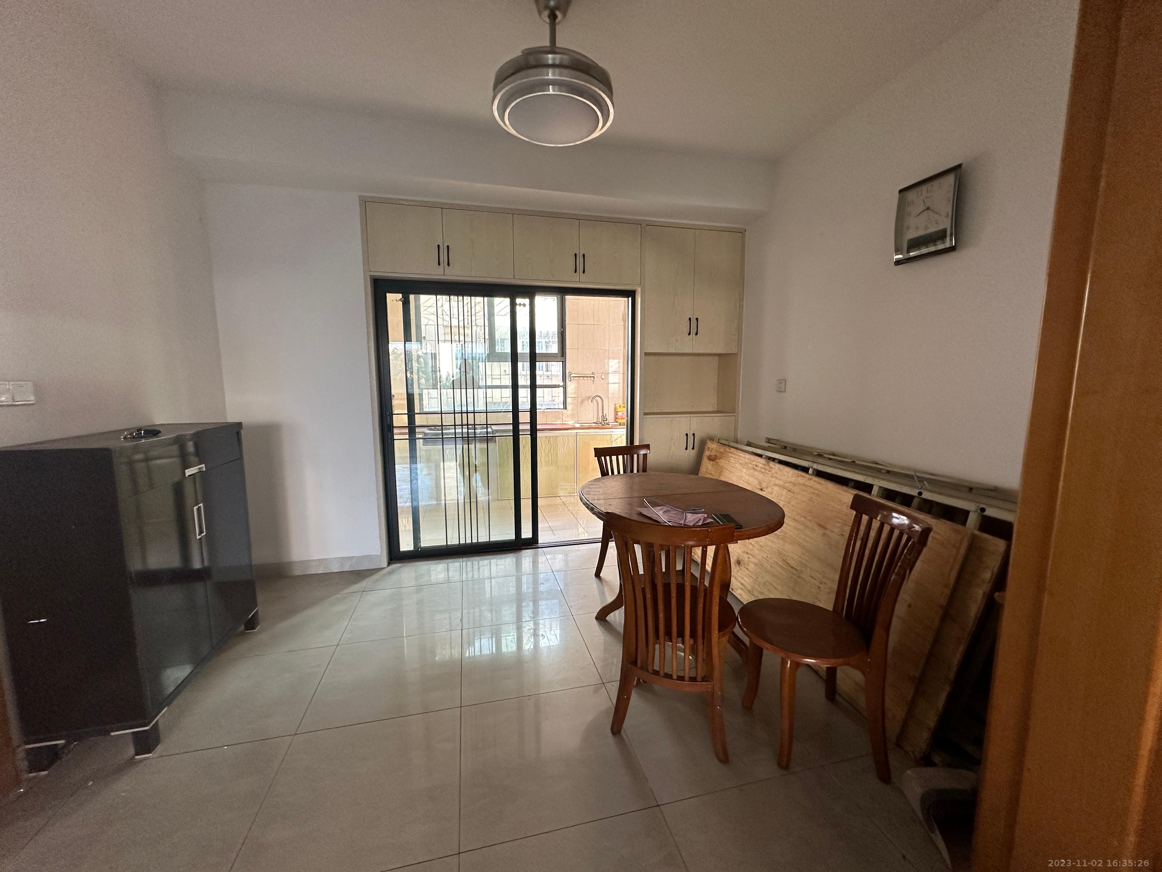 金泉小区 3室2厅1卫 1200.0元/月 金泉小区 3室2厅1卫 1200.0元/月室内图