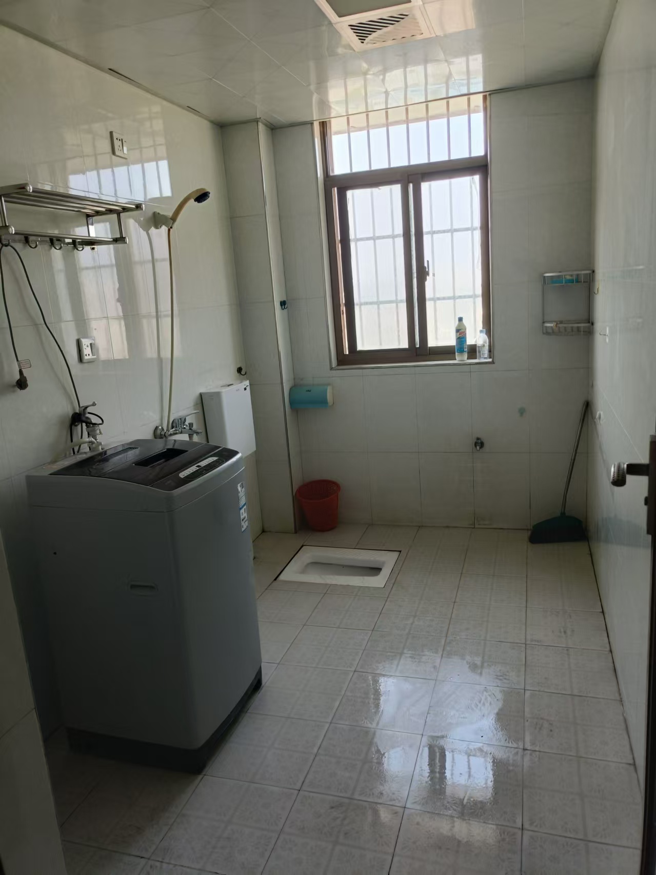 新锦源小区  1室1厅1卫   800.00元/月室内图
