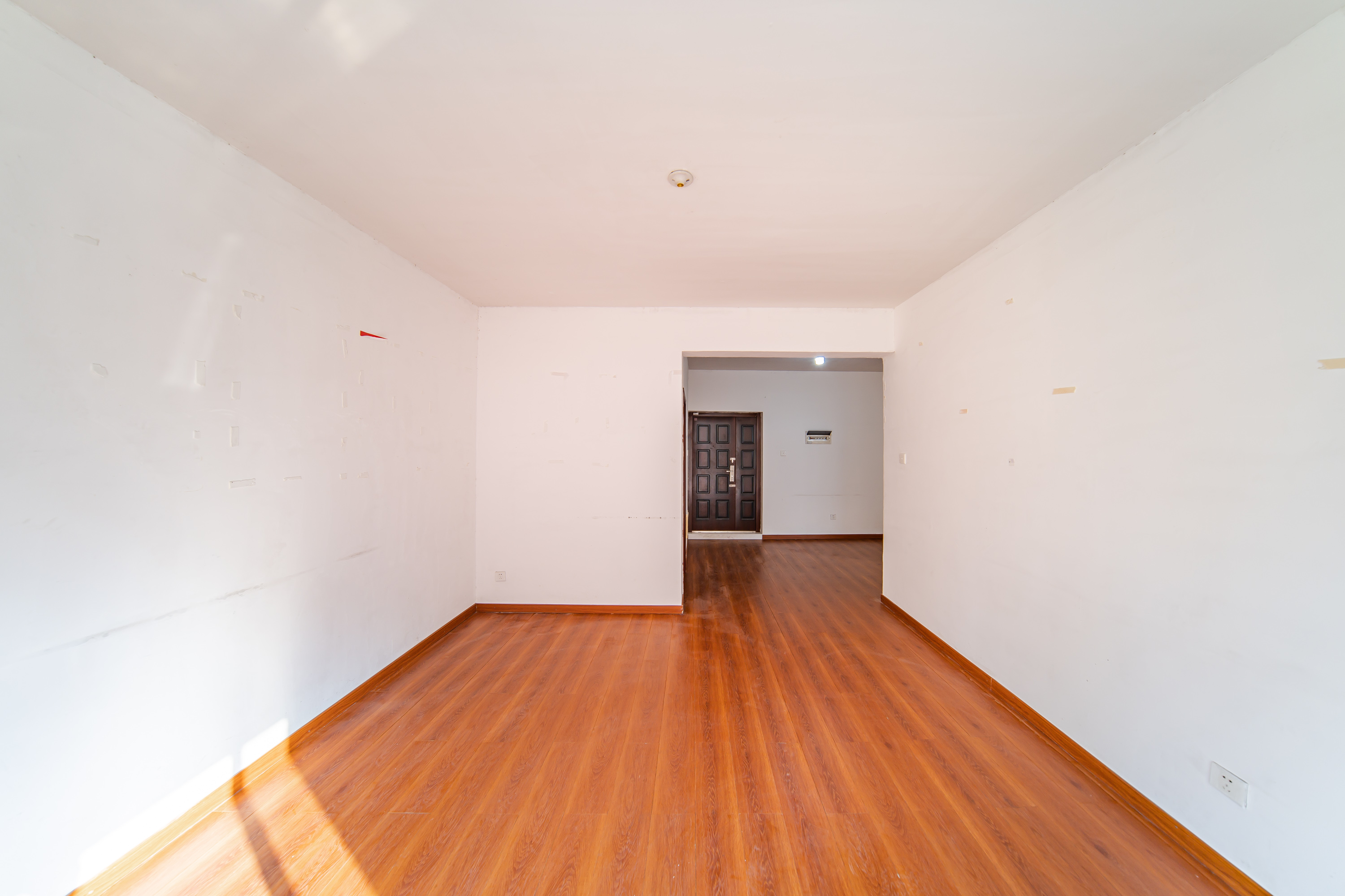 荣升家园(湘江熙岸) 2室2厅1卫 54.00万 荣升家园(湘江熙岸) 2室2厅1卫 54.00万客厅