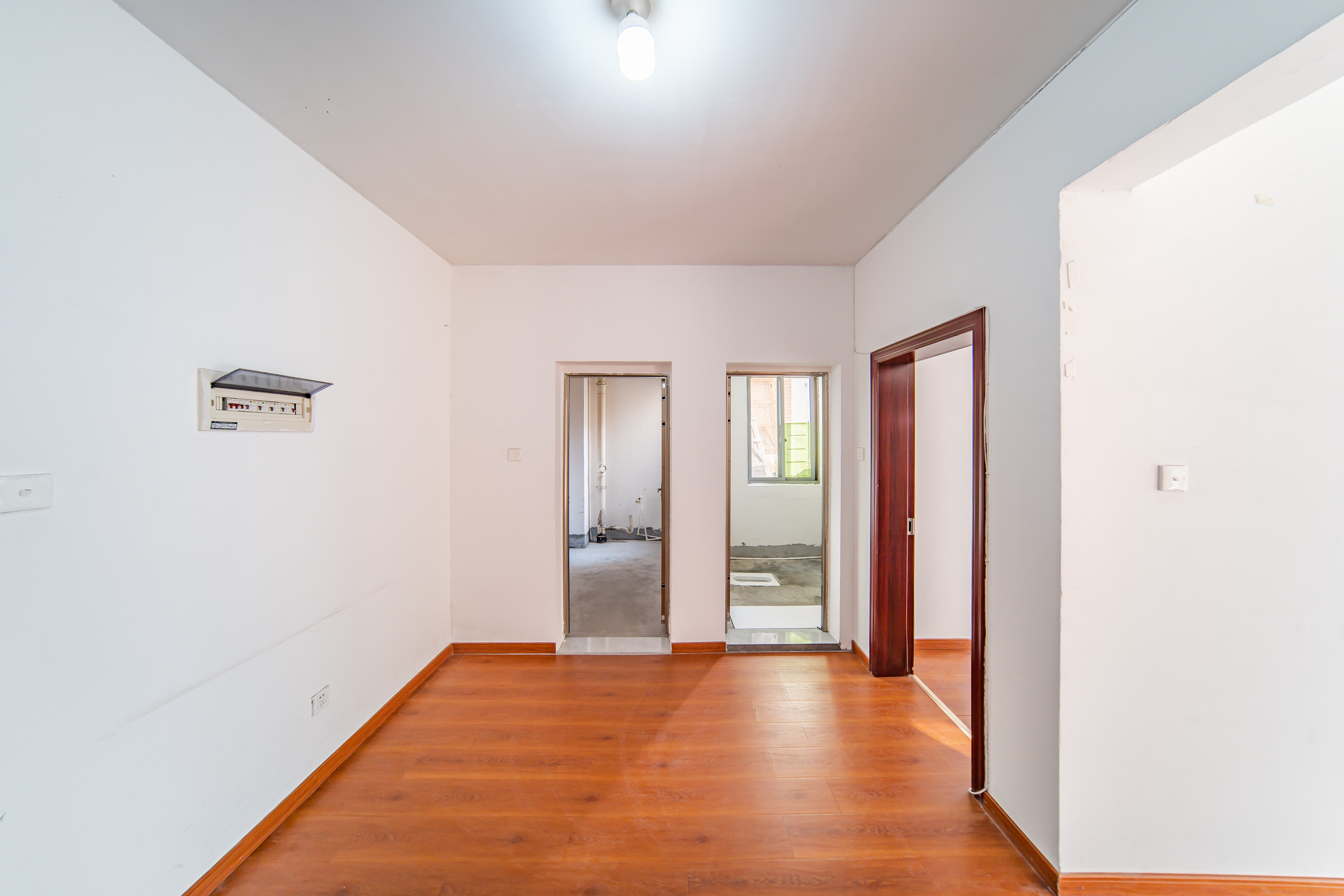 荣升家园(湘江熙岸) 2室2厅1卫 54.00万 荣升家园(湘江熙岸) 2室2厅1卫 54.00万卧室