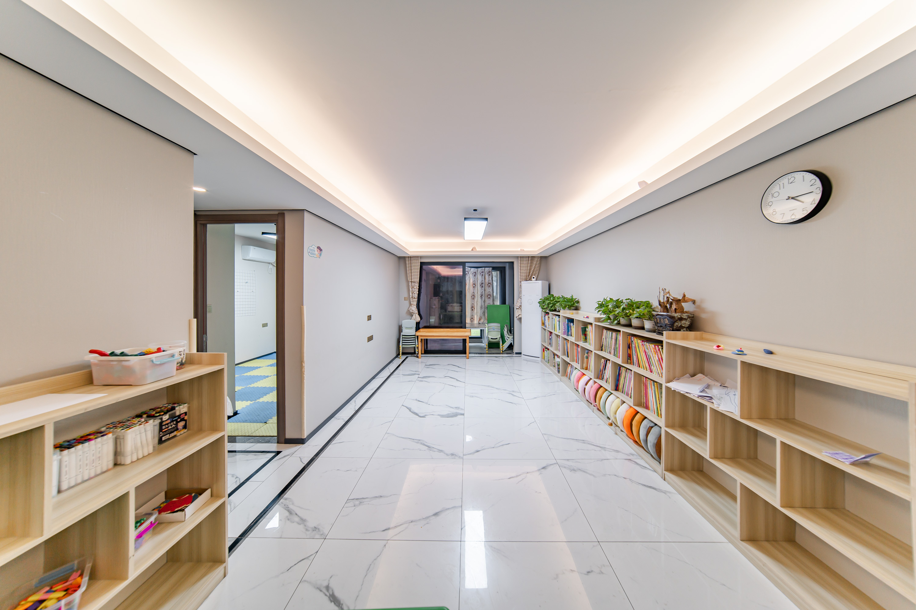 中海阅麓山一期  3室2厅2卫   170.00万