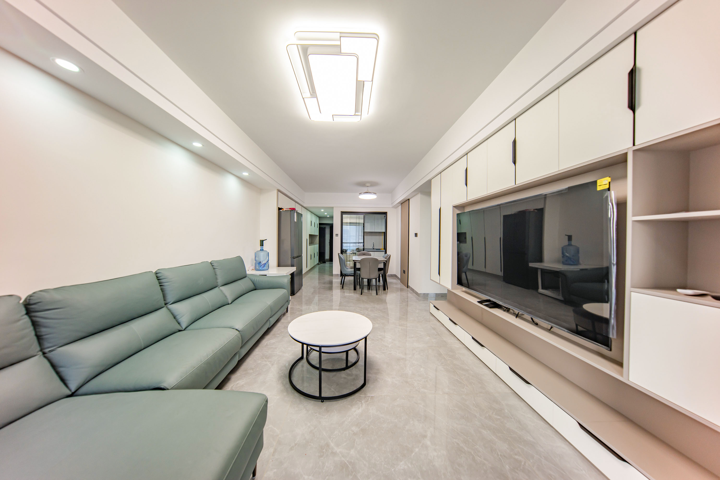 蔷薇国际 3室2厅2卫 92.0万 蔷薇国际 3室2厅2卫 92.0万客厅