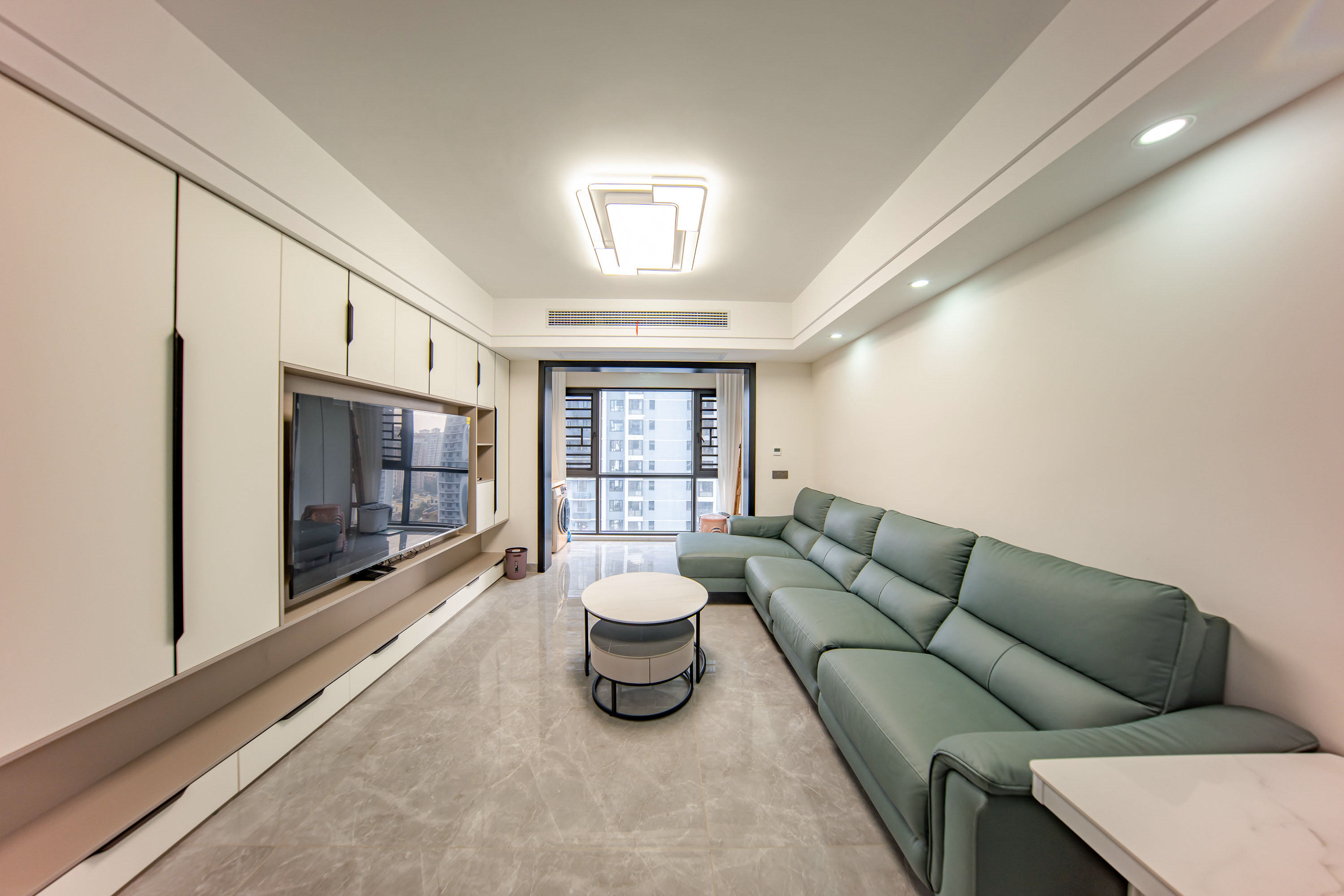 蔷薇国际 3室2厅2卫 92.0万 蔷薇国际 3室2厅2卫 92.0万客厅