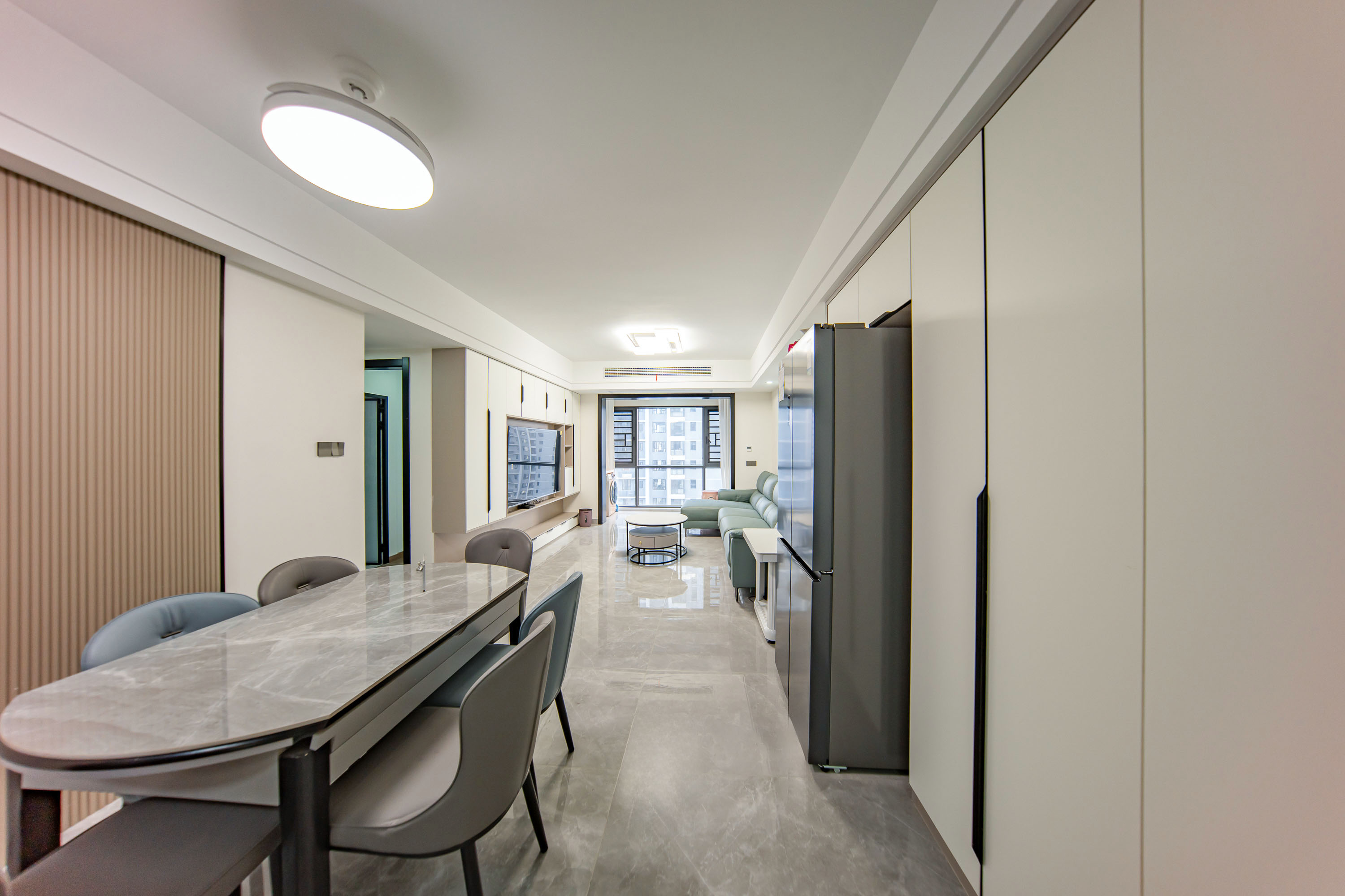 蔷薇国际 3室2厅2卫 92.0万 蔷薇国际 3室2厅2卫 92.0万客厅