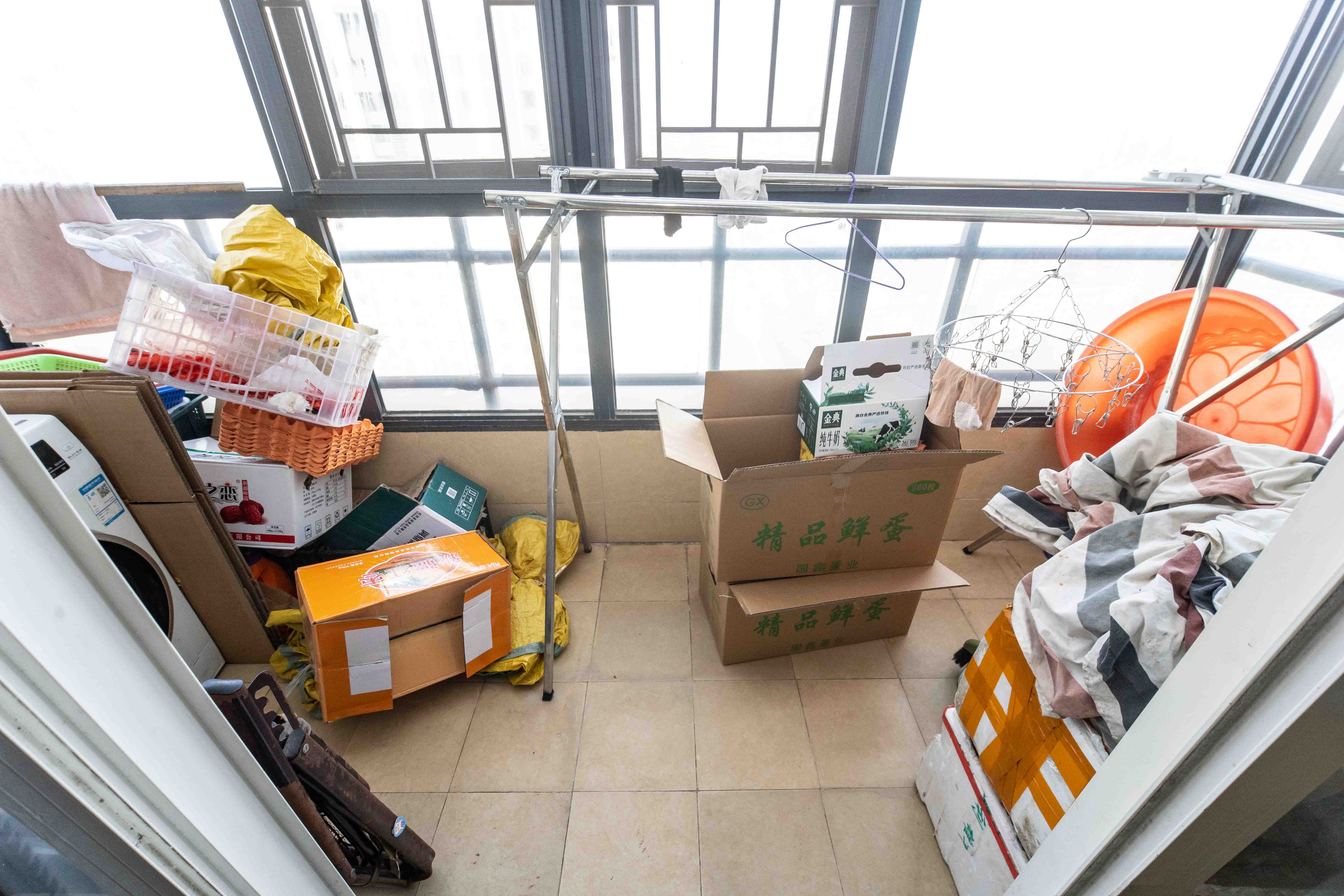 鸿基橄榄君庭 3室2厅1卫 79.0万 鸿基橄榄君庭 3室2厅1卫 79.0万阳台