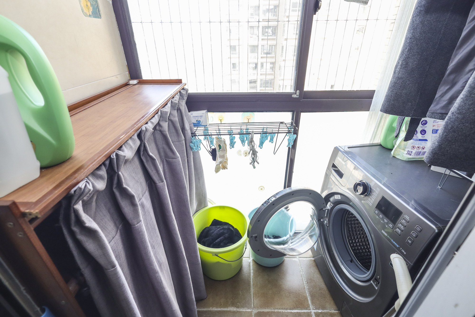 山语城二期  3室2厅1卫   86.00万阳台