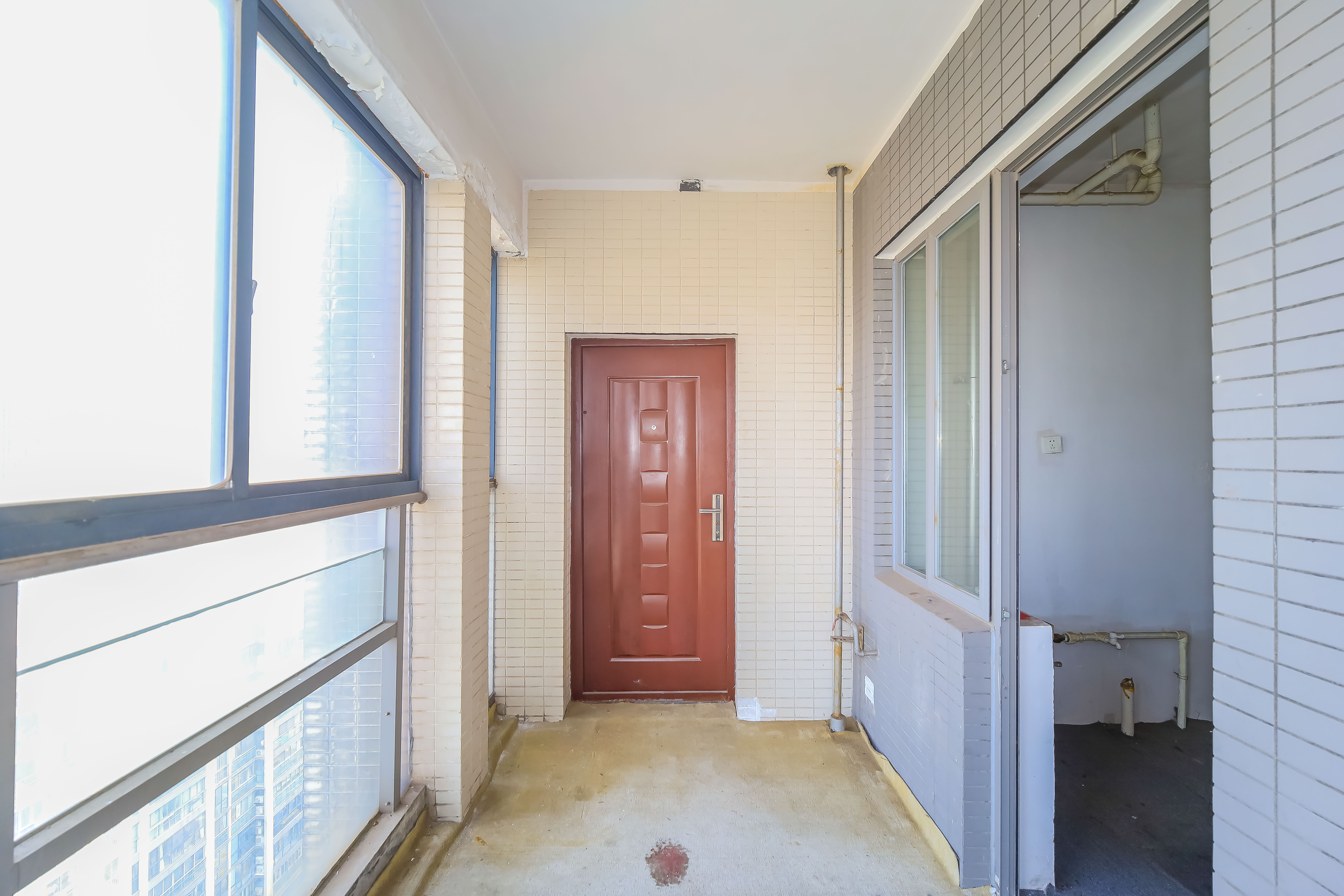 建鸿达华都（华都小户型及大华写字楼）  4室2厅2卫   355.00万其他