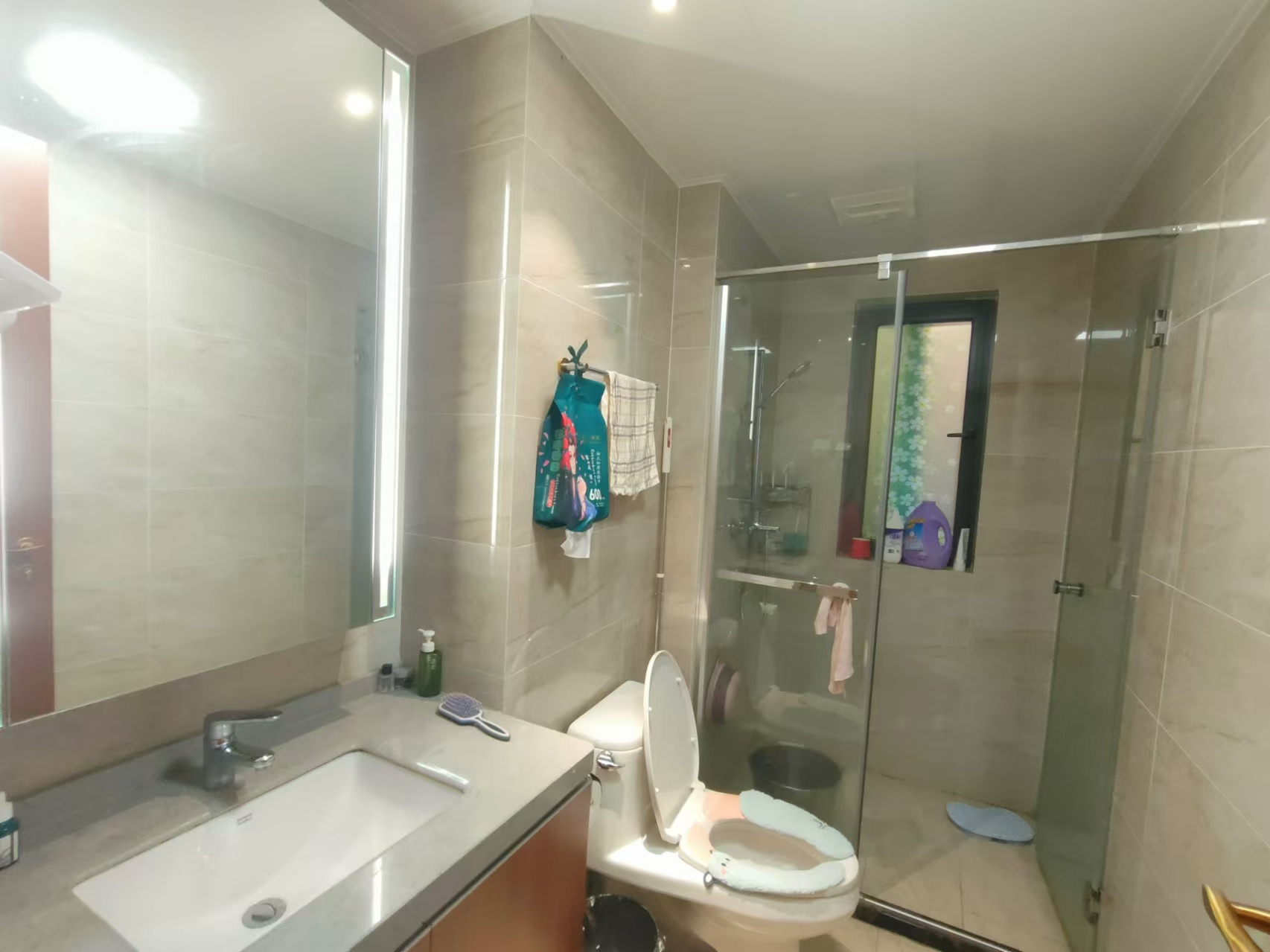 恒大华府 3室2厅2卫 85.0万 恒大华府 3室2厅2卫 85.0万室内图