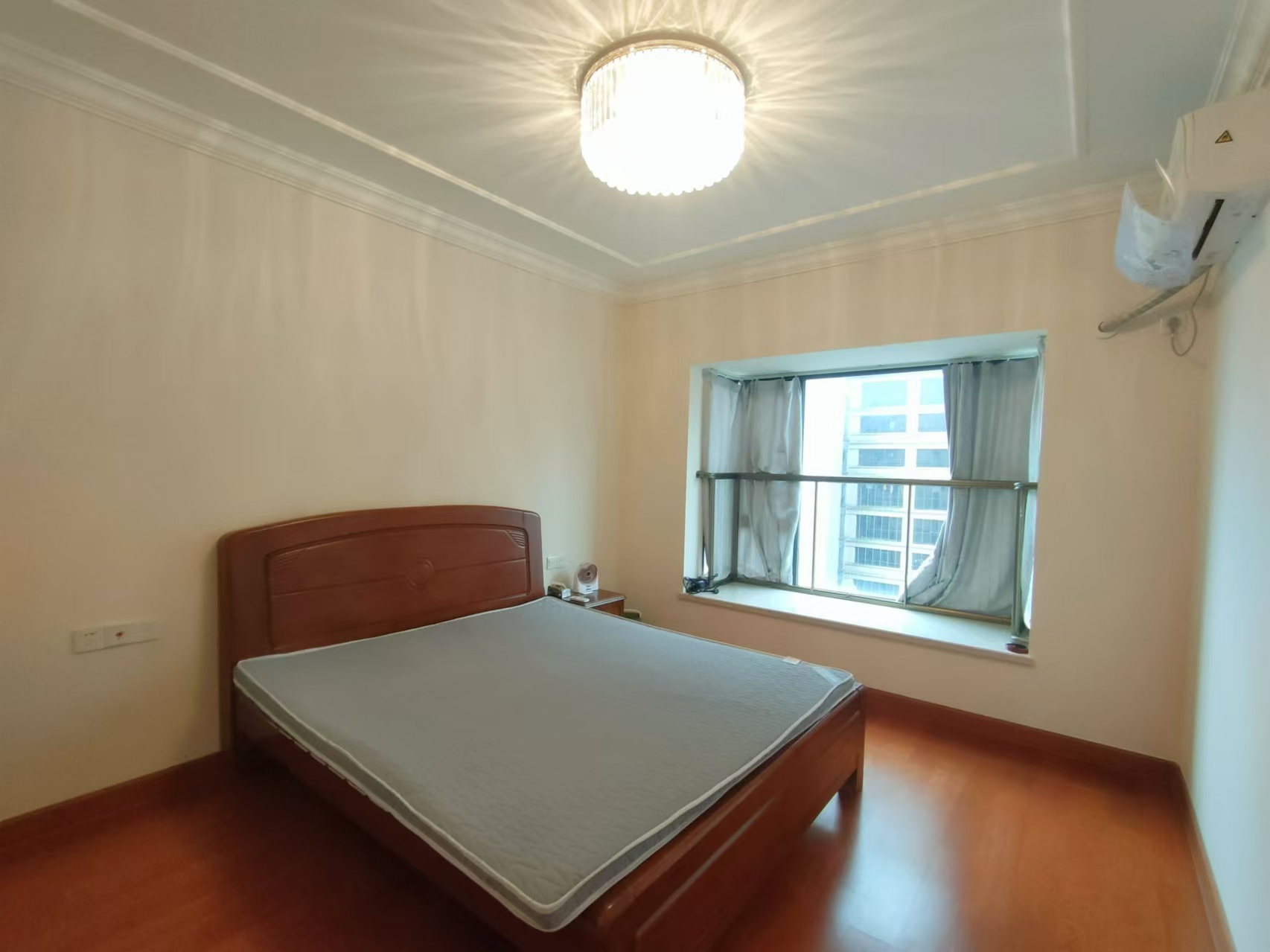 恒大华府 3室2厅2卫 85.0万 恒大华府 3室2厅2卫 85.0万室内图