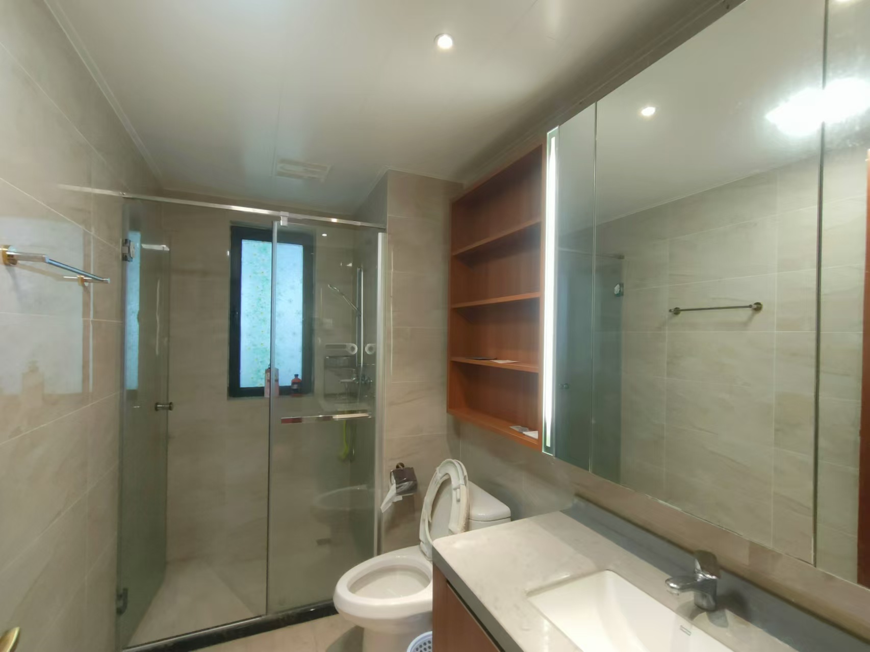 恒大华府 3室2厅2卫 85.0万 恒大华府 3室2厅2卫 85.0万室内图