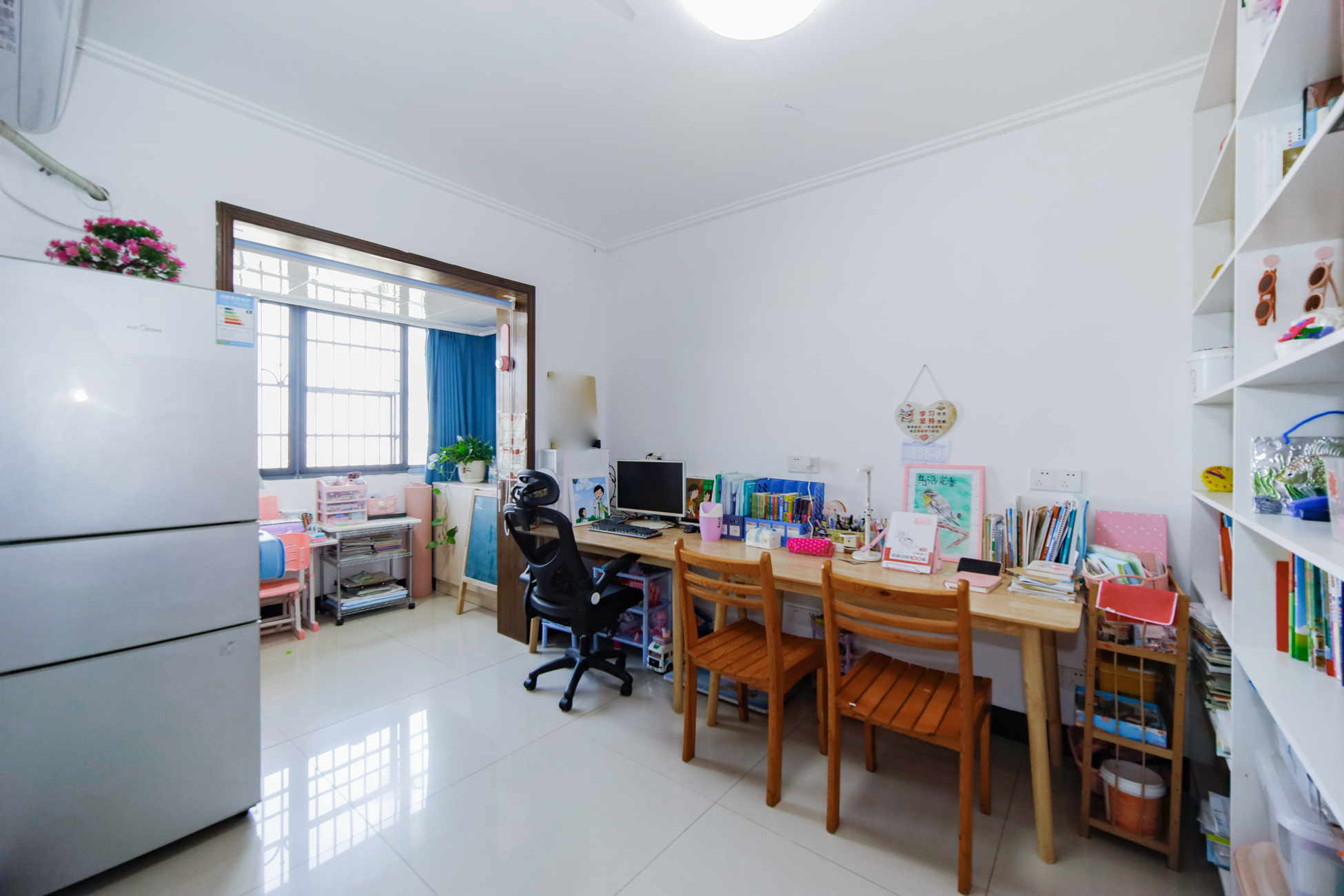 德馨园 4室2厅2卫 59.8万 德馨园 4室2厅2卫 59.8万卧室