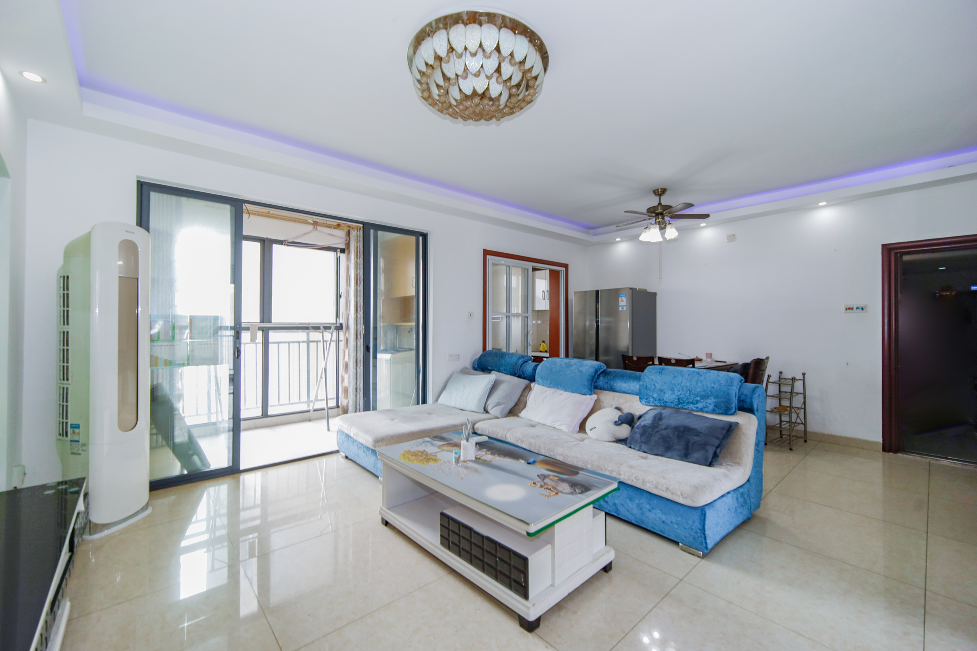 园康星都荟 3室2厅1卫 90.0万 园康星都荟 3室2厅1卫 90.0万客厅