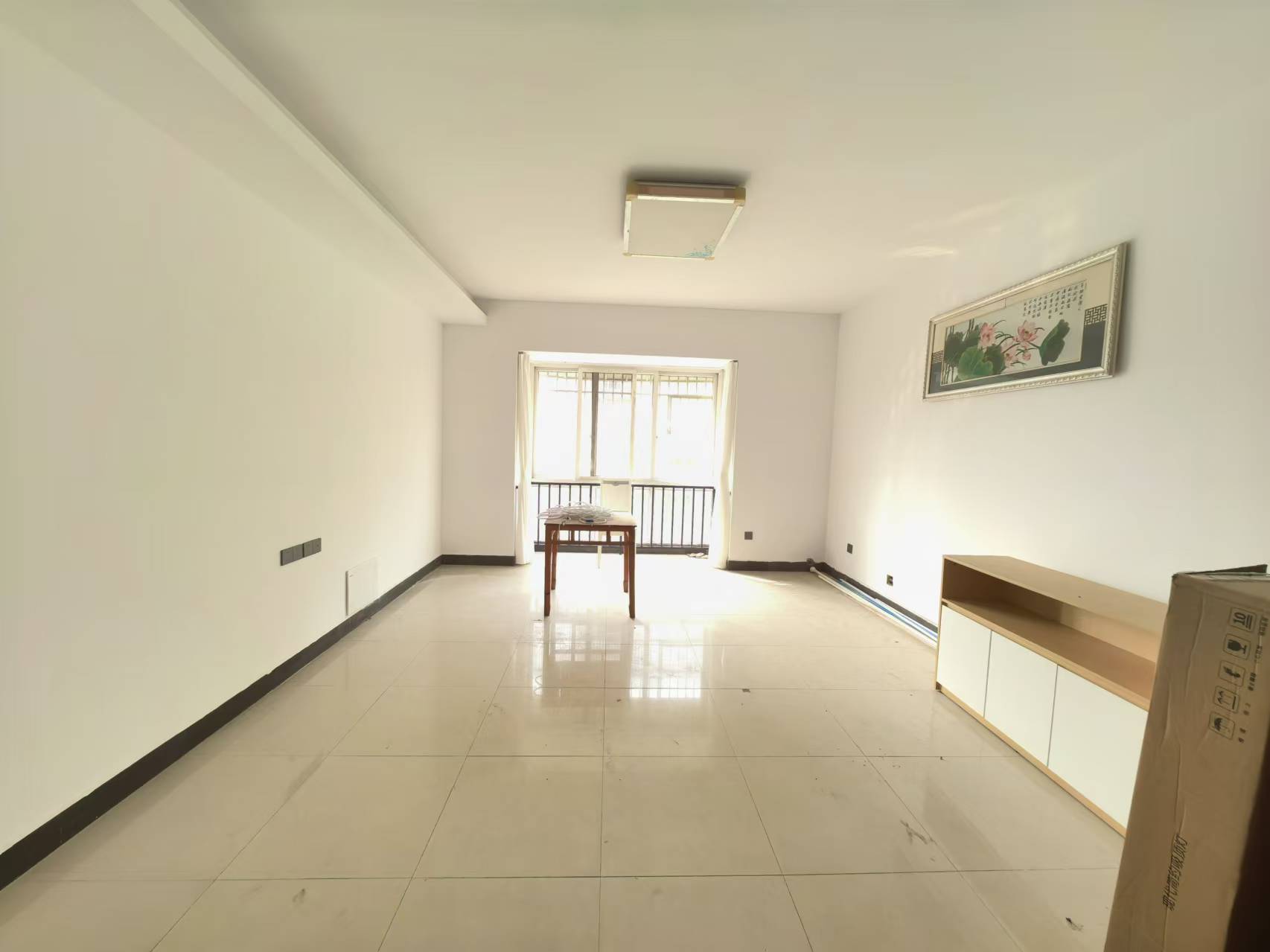 金鹰机电大市场 2室2厅1卫 1350.0元/月 金鹰机电大市场 2室2厅1卫 1350.0元/月室内图