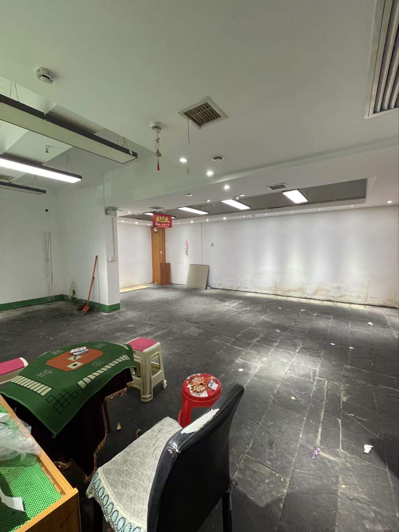 恒大华府   221.16㎡      15000.0元/月室内图