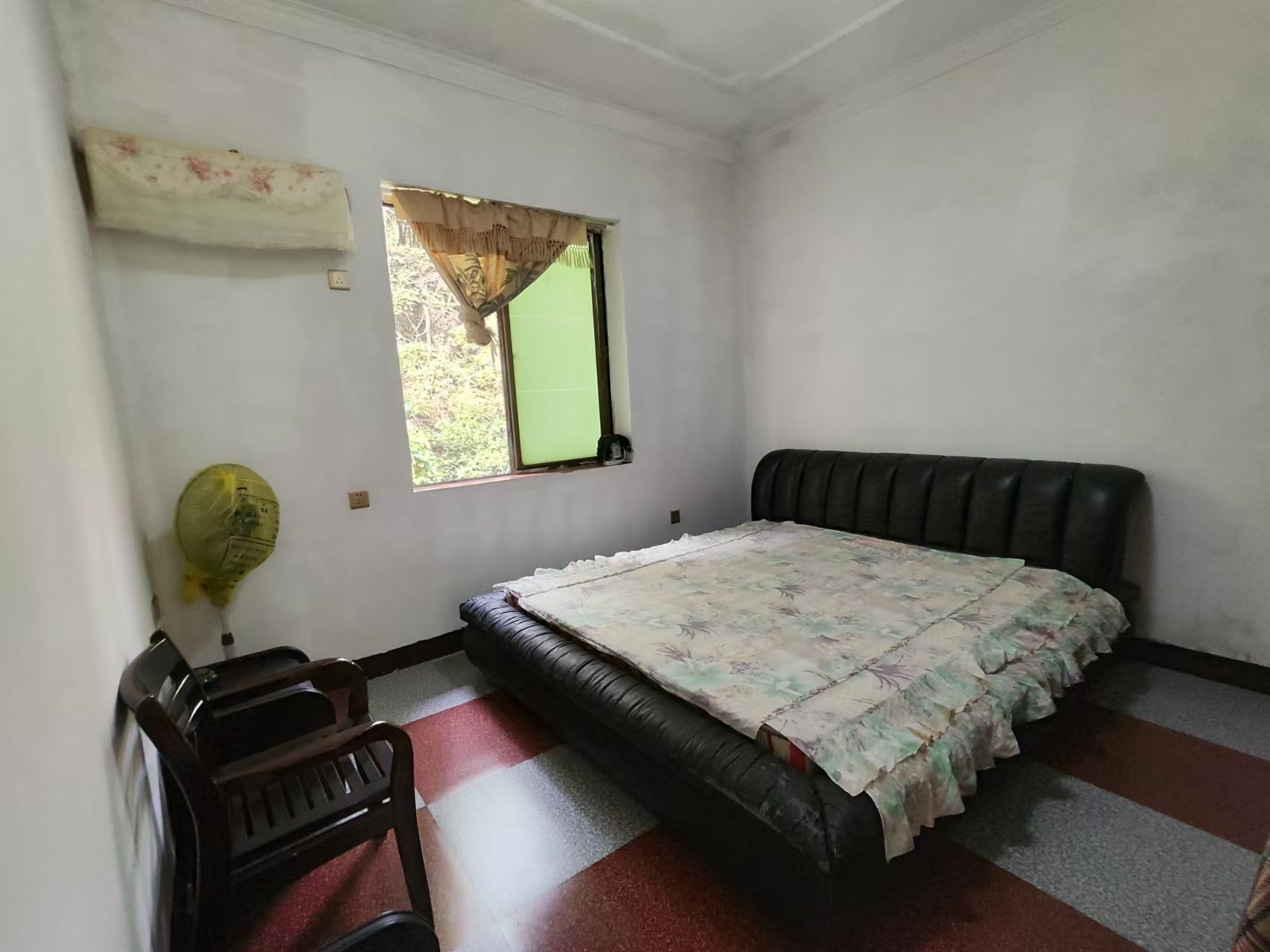 橡胶机家属区 2室2厅2卫 500.0元/月 橡胶机家属区 2室2厅2卫 500.0元/月室内图